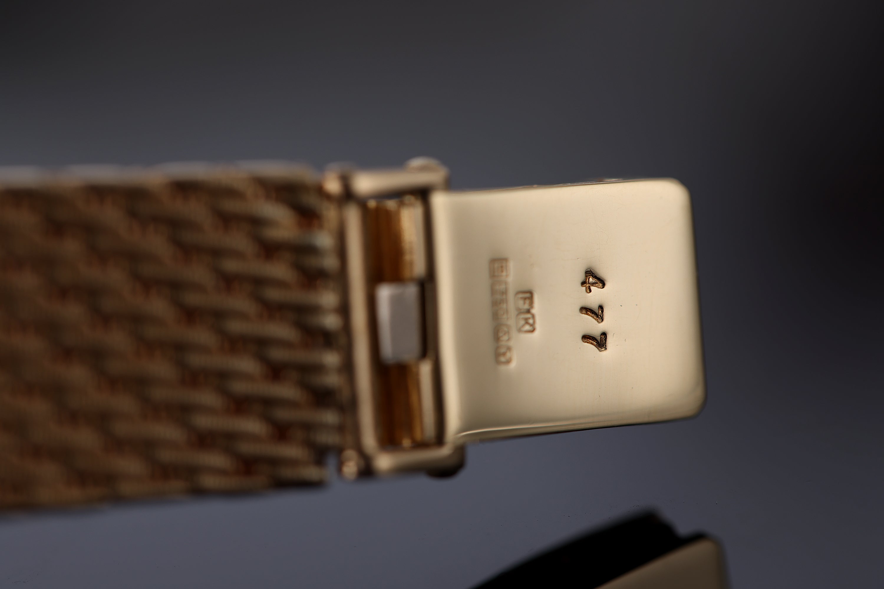 Baume & Mercier Ladies Wristwatch | Diamond Bezel | 18k Yellow Gold | 24.5mm | Manual Wind | 1980s