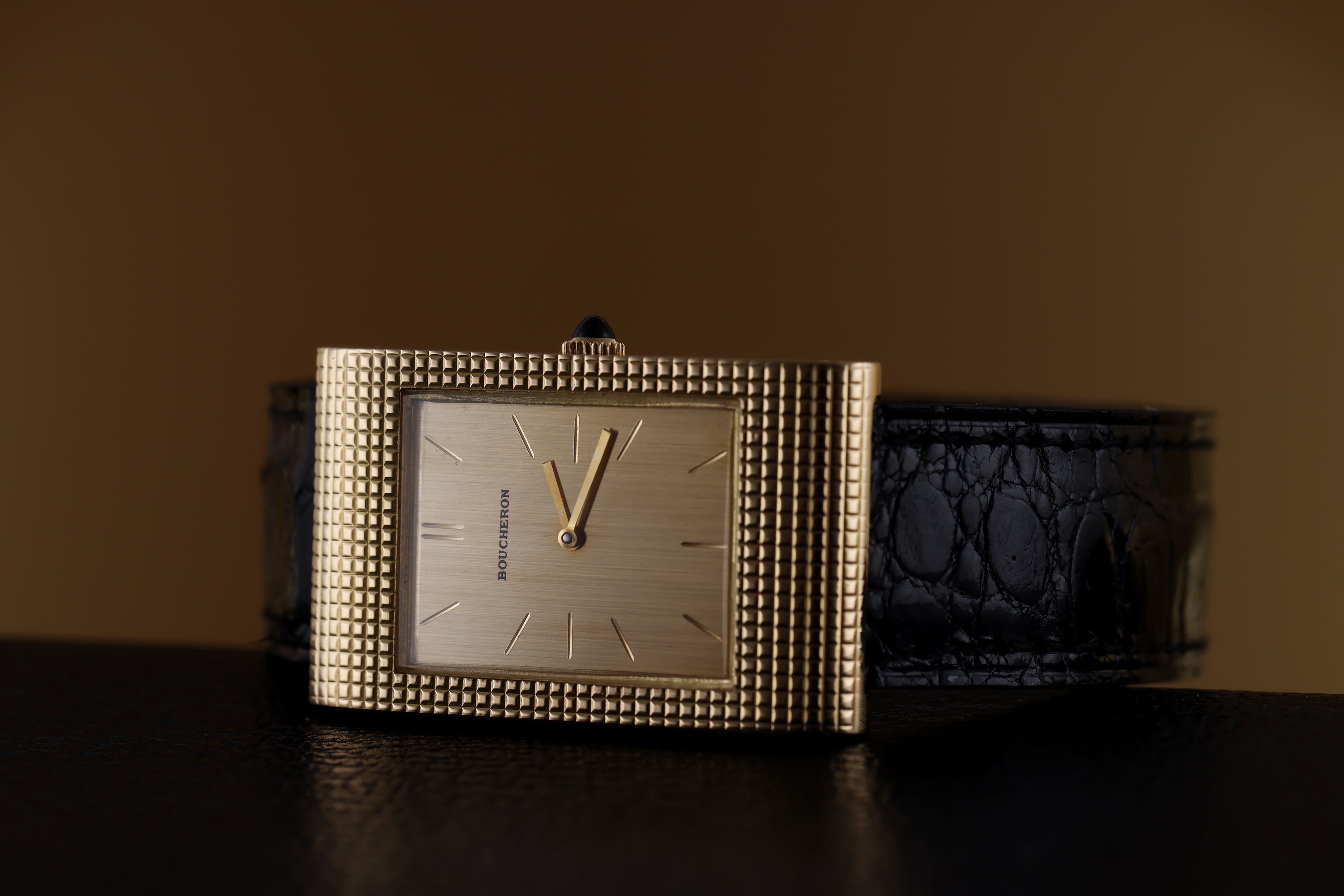 Boucheron Reflet | Gold Dial | Clous De Paris Bezel | 18k Yellow Gold | 21.5mm | Circa 1960s