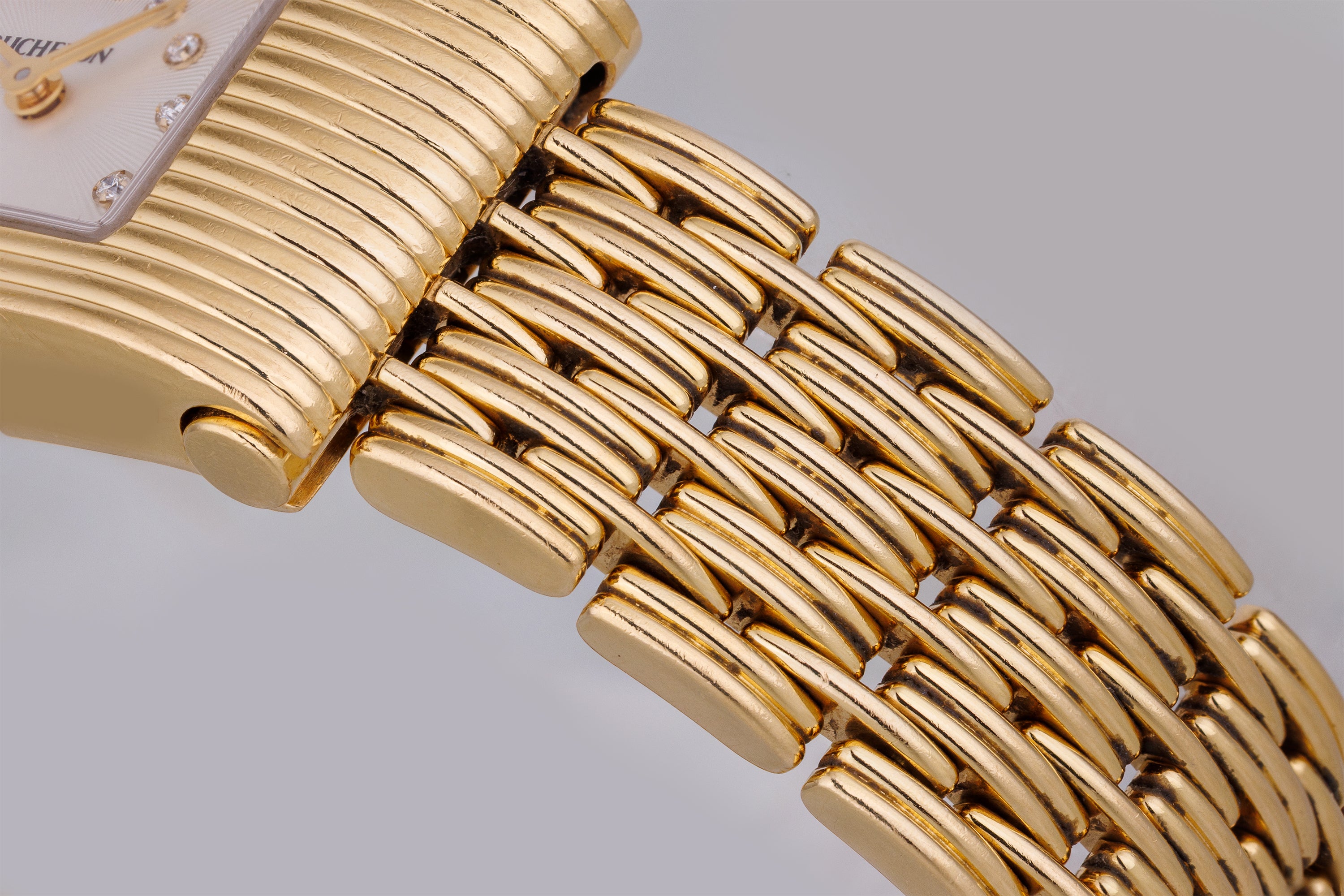 Boucheron 1990's Ladies Wristwatch | White Diamond Dial | 18k Yellow Gold | 18mm | Interchangeable Bracelet | 2000's