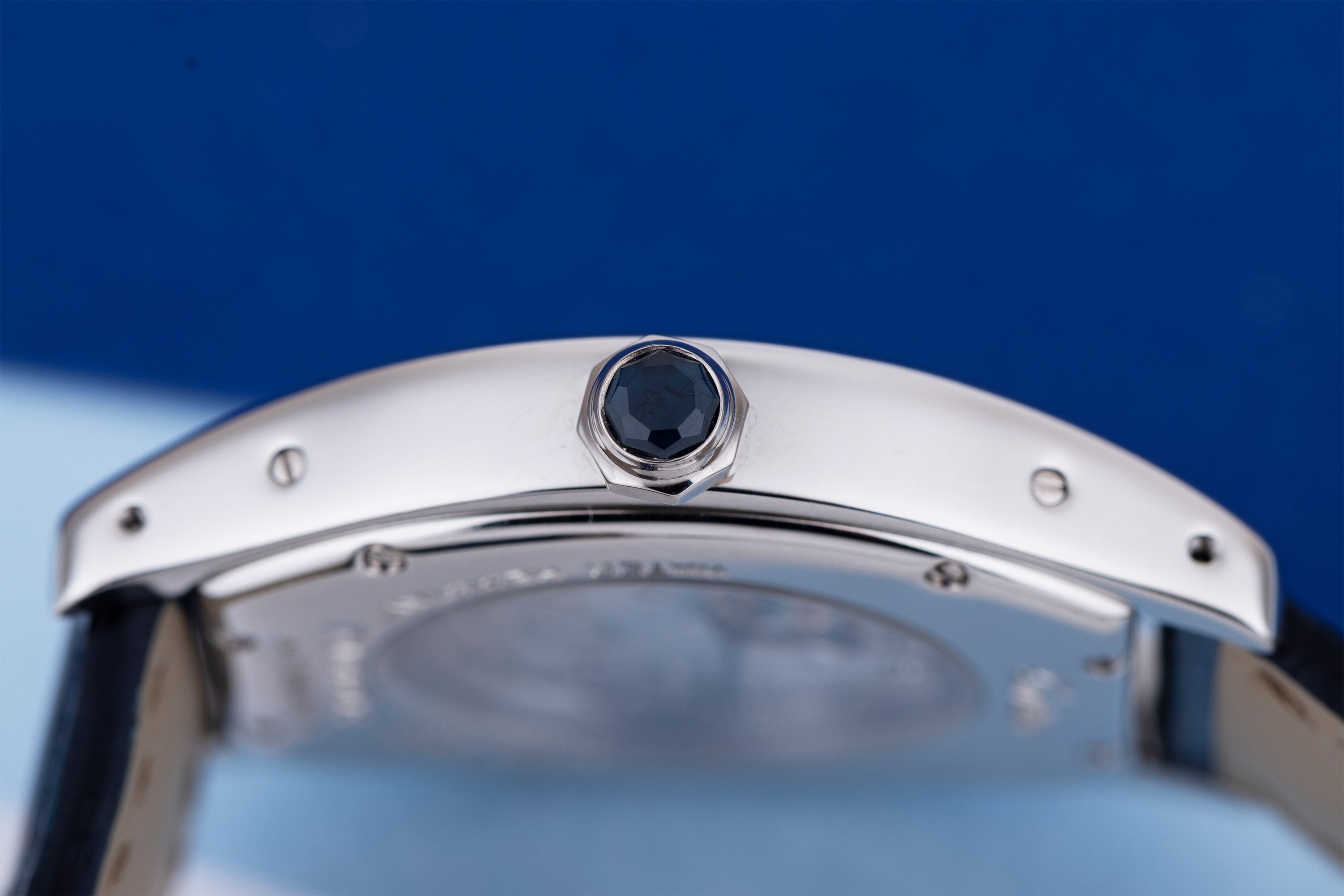 Cartier Paris Torteau Collection Privee | REF. 2518E | Platinum | Box & Papers | 34mm | 2011