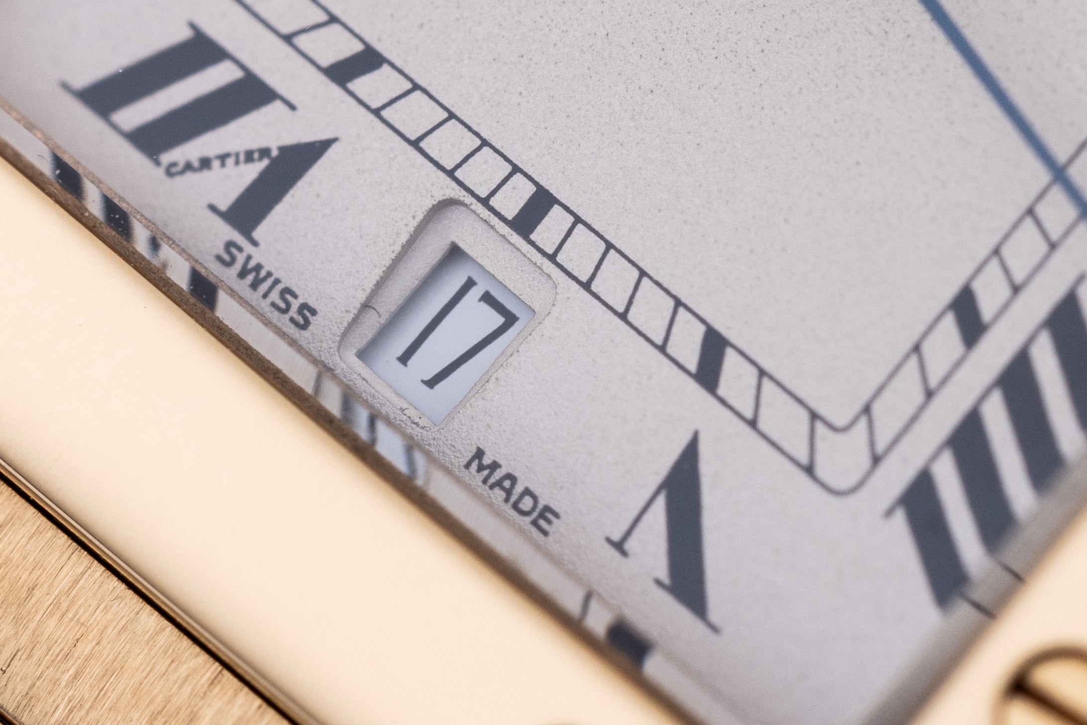 Cartier Santos Galbée | REF. 887901 | 18k Yellow Gold | 29mm