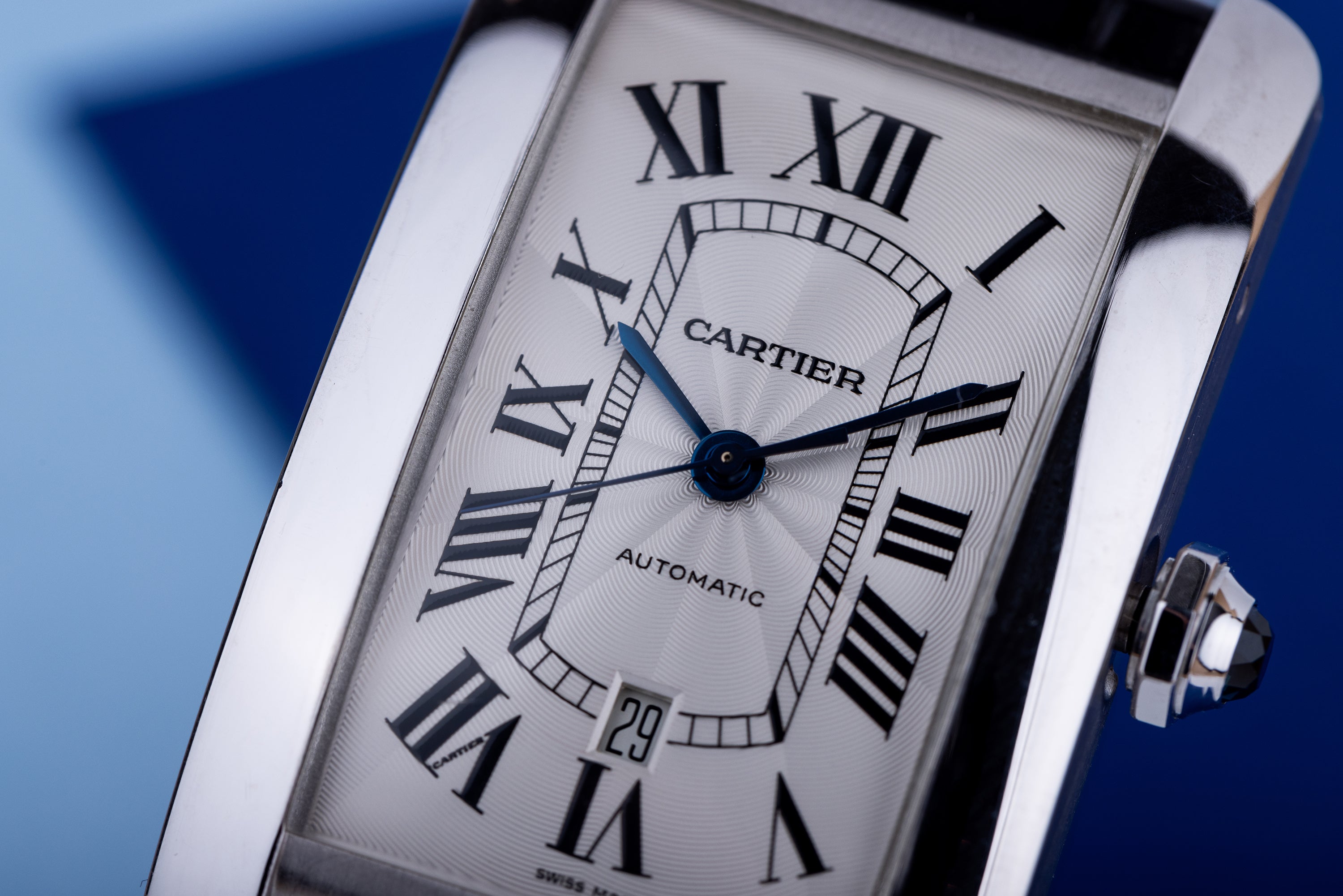 Cartier Tank Americaine XL | REF. 2928 | Automatic | 32mm x 52mm | 18k White Gold