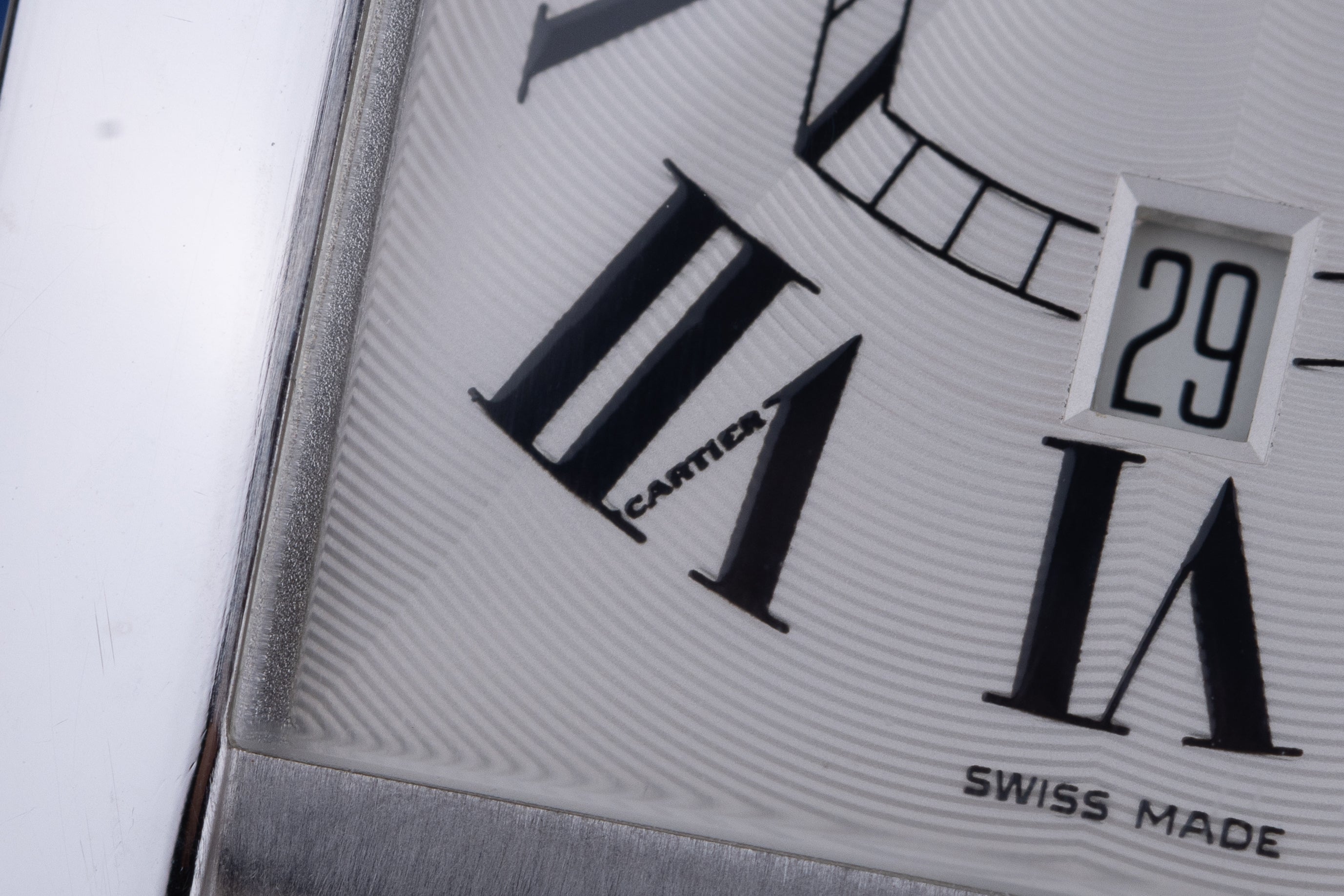 Cartier Tank Americaine XL | REF. 2928 | Automatic | 32mm x 52mm | 18k White Gold