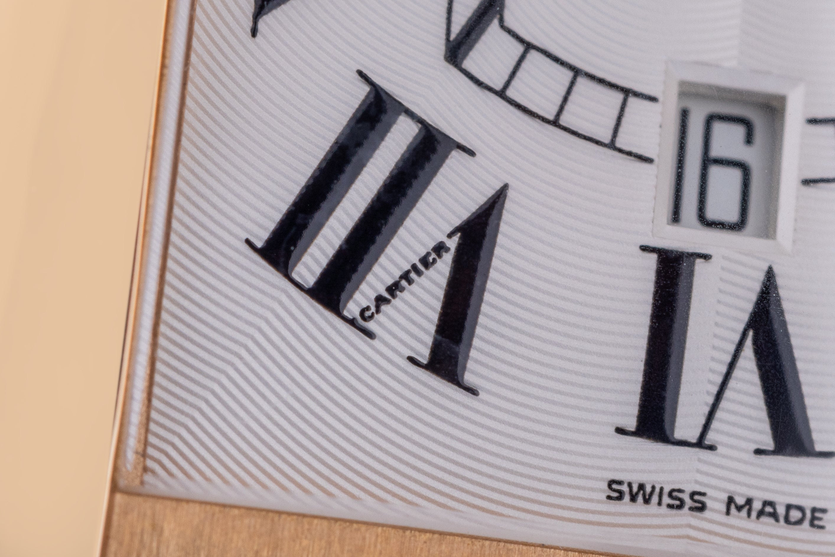 Cartier Tank Americaine XL | REF. 2927 | Automatic | 32mm x 52mm | 18k Rose Gold