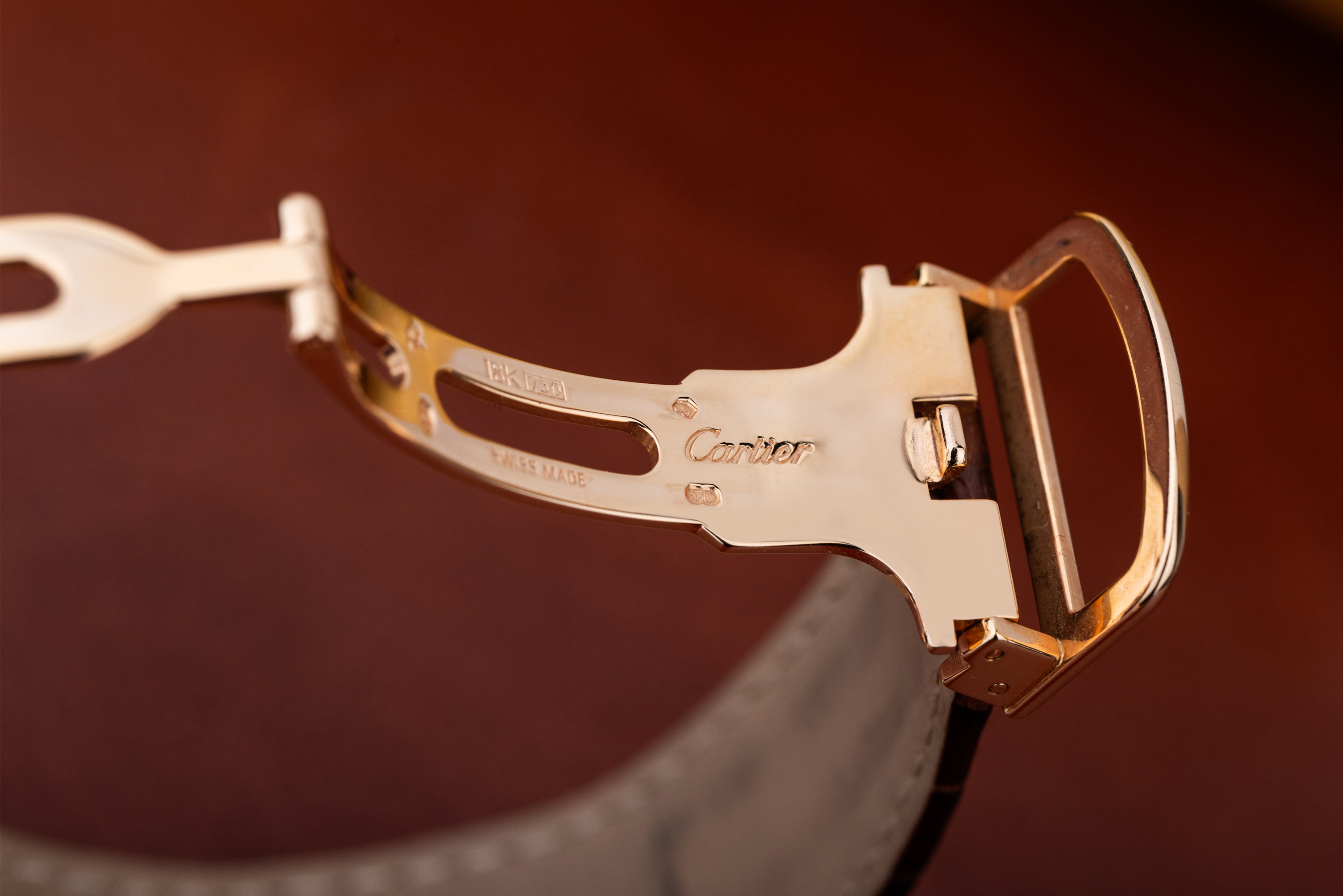 Cartier Tank Americaine XL | REF. 2927 | Automatic | 32mm x 52mm | 18k Rose Gold