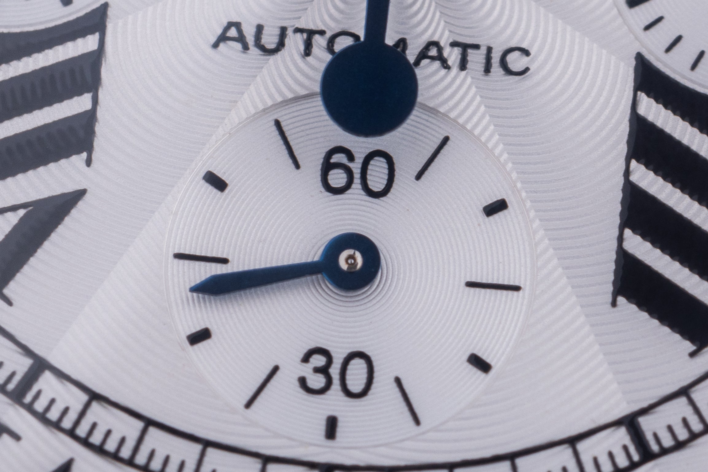 Cartier Tank Americaine XL Chronograph | REF. 3072 | Automatic | 32mm x 52mm | 18k Rose Gold