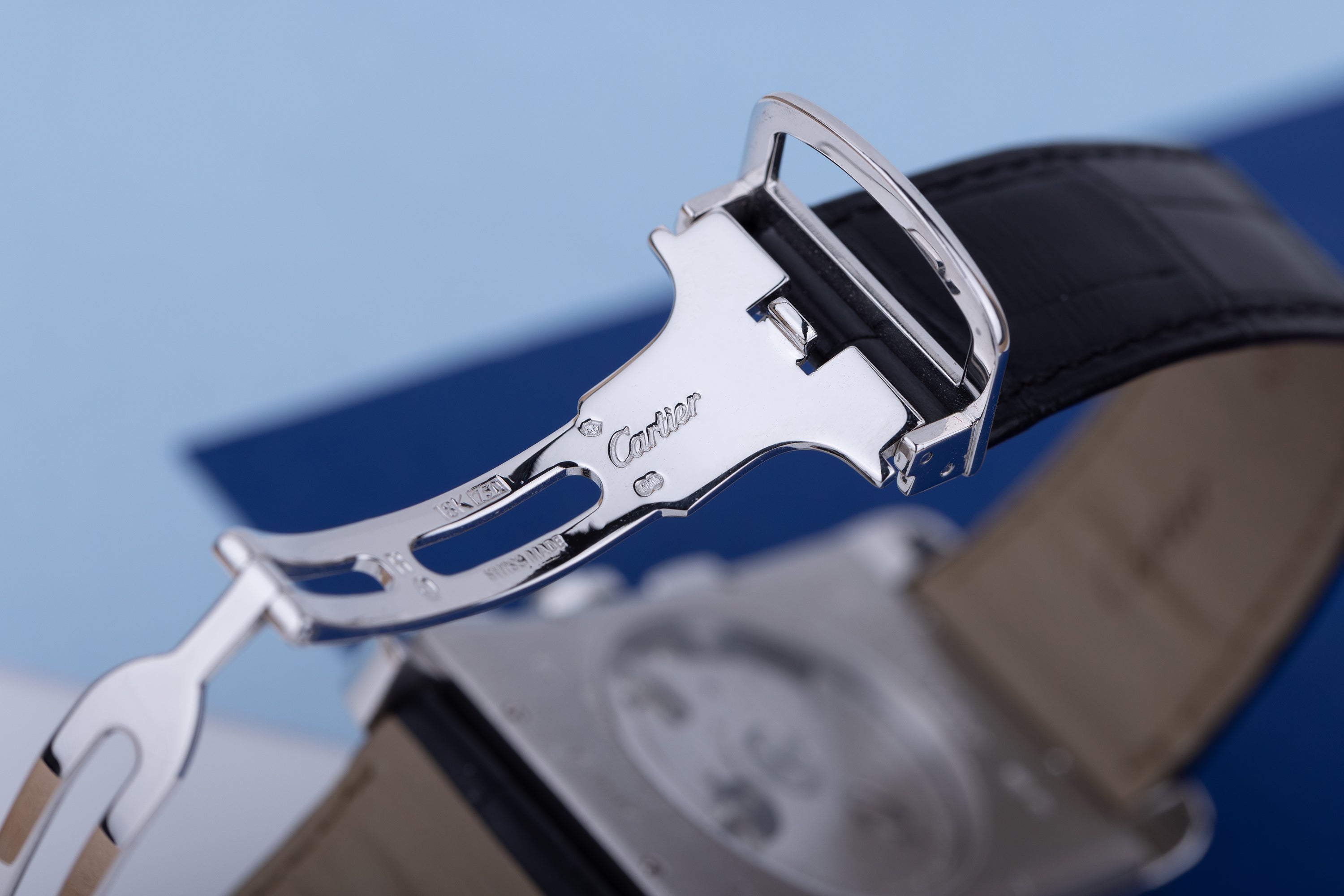 Cartier Tank Americaine XL Chronograph | REF. 3073 | Automatic | 32mm x 52mm | 18k White Gold