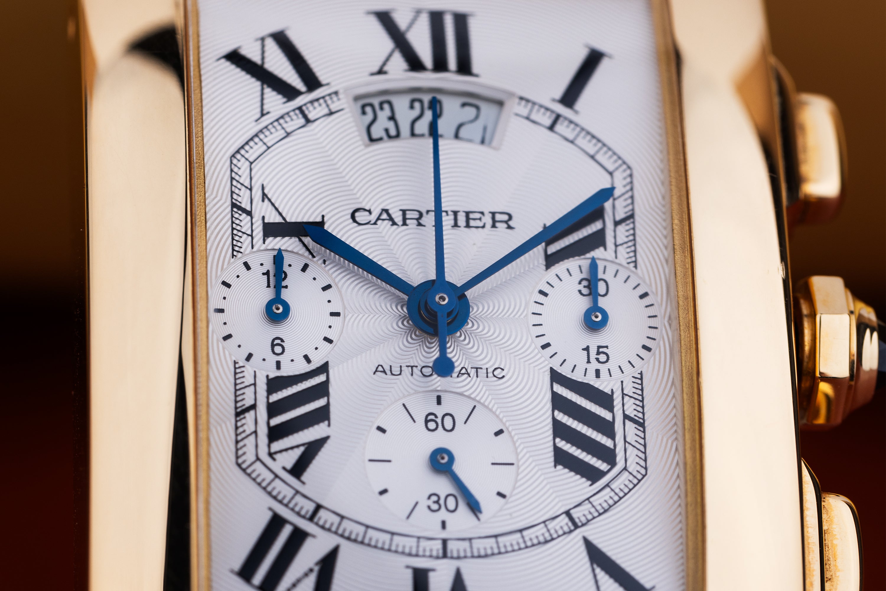 Cartier Tank Americaine XL Chronograph | REF. 2892 | Automatic | 32mm x 52mm | 18k Yellow Gold