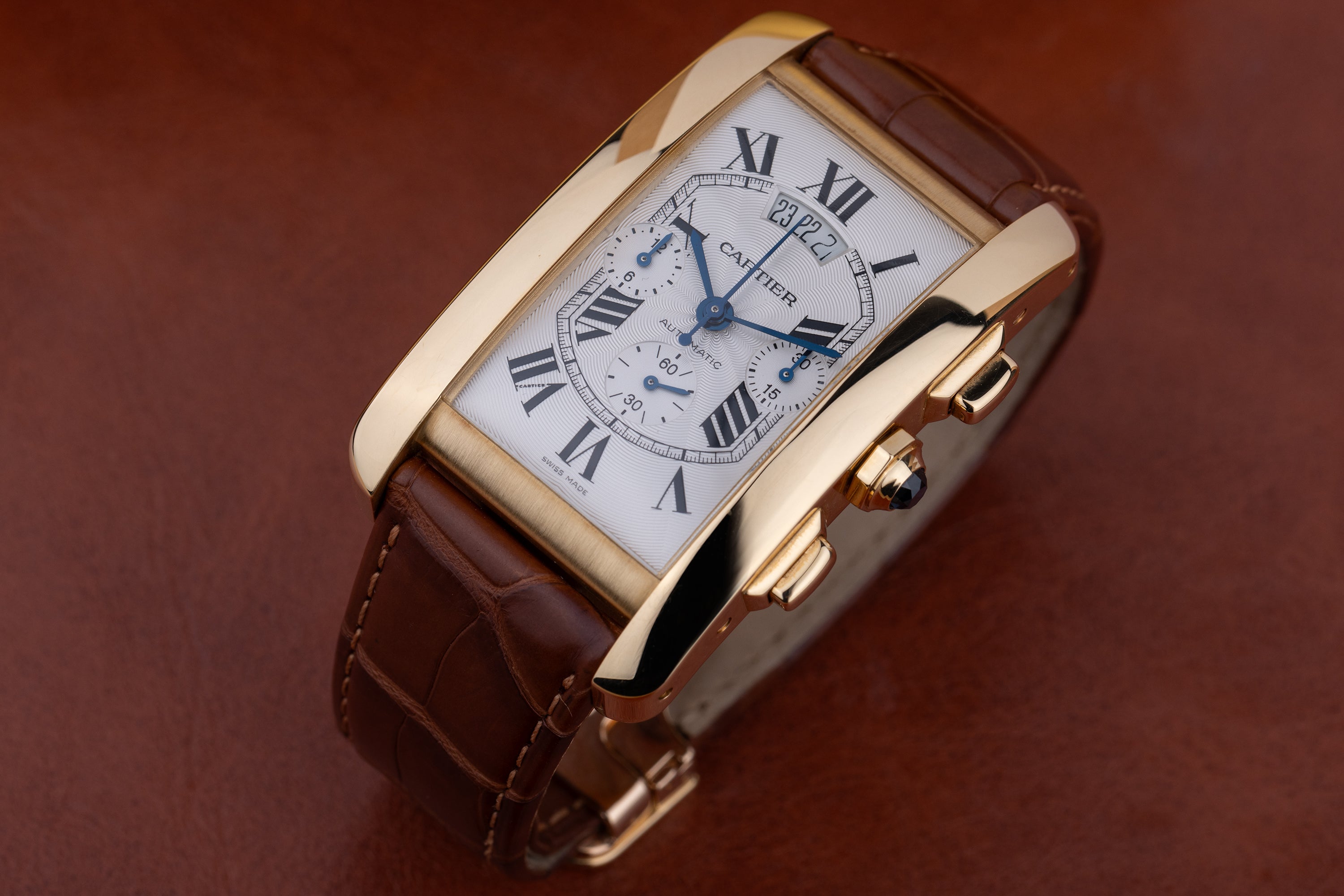 Cartier Tank Americaine XL Chronograph | REF. 2892 | Automatic | 32mm x 52mm | 18k Yellow Gold