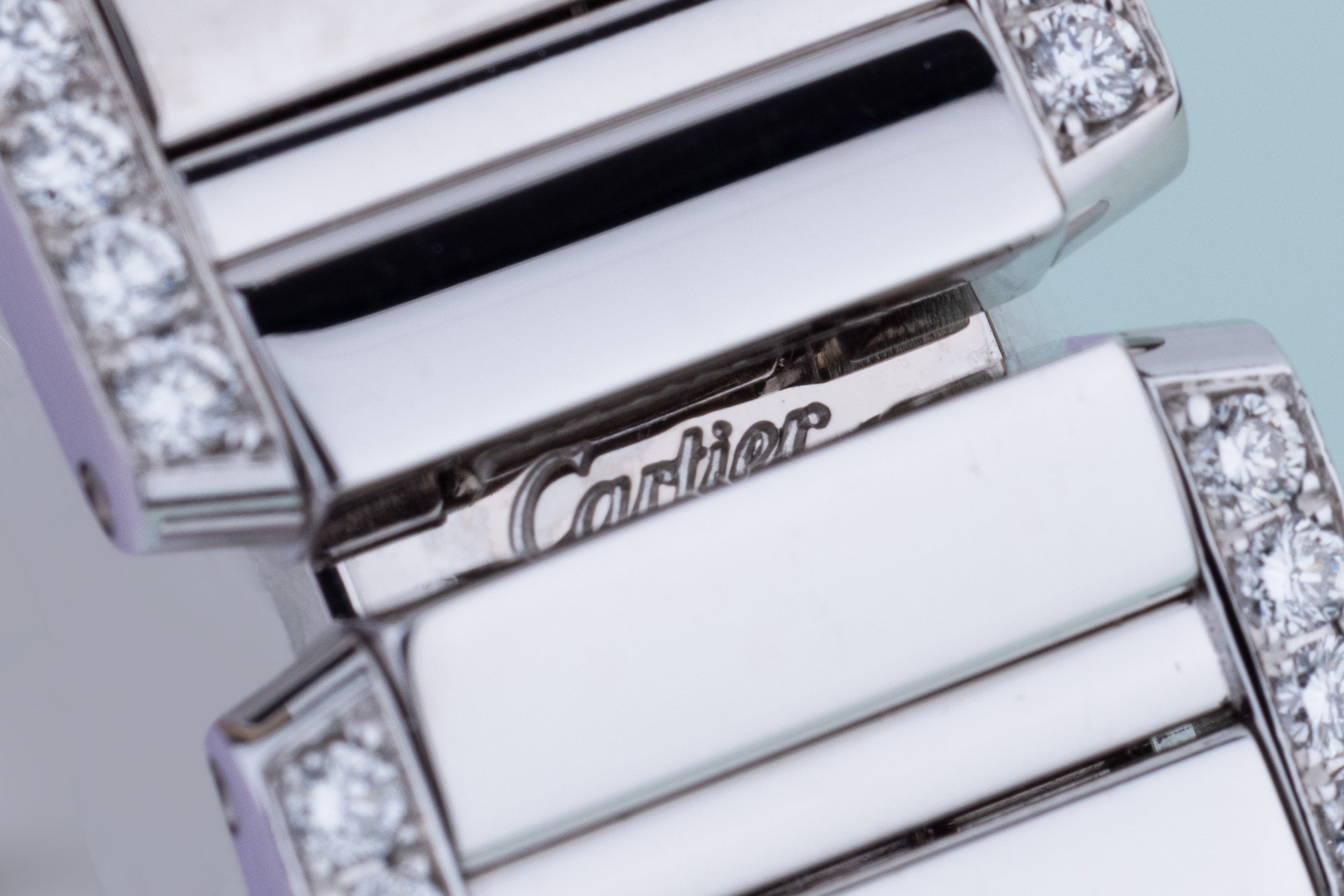 Cartier Tank Francaise | REF. 2403 | 18k White Gold | Diamond Bezel | Papers | 2003 | 20mm