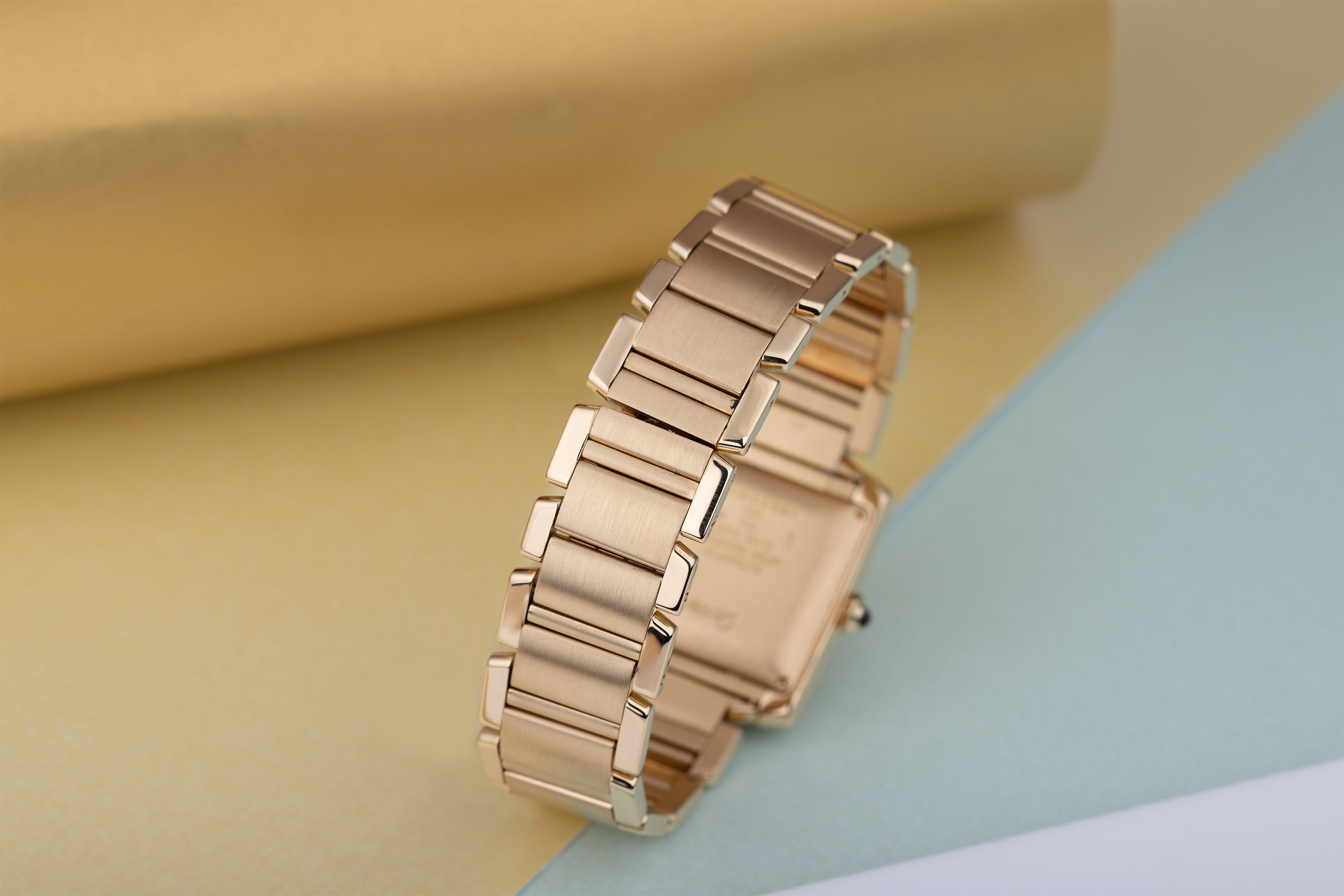 Cartier Tank Francaise Large | REF. 1840 | Box & Papers | 18k Yellow Gold