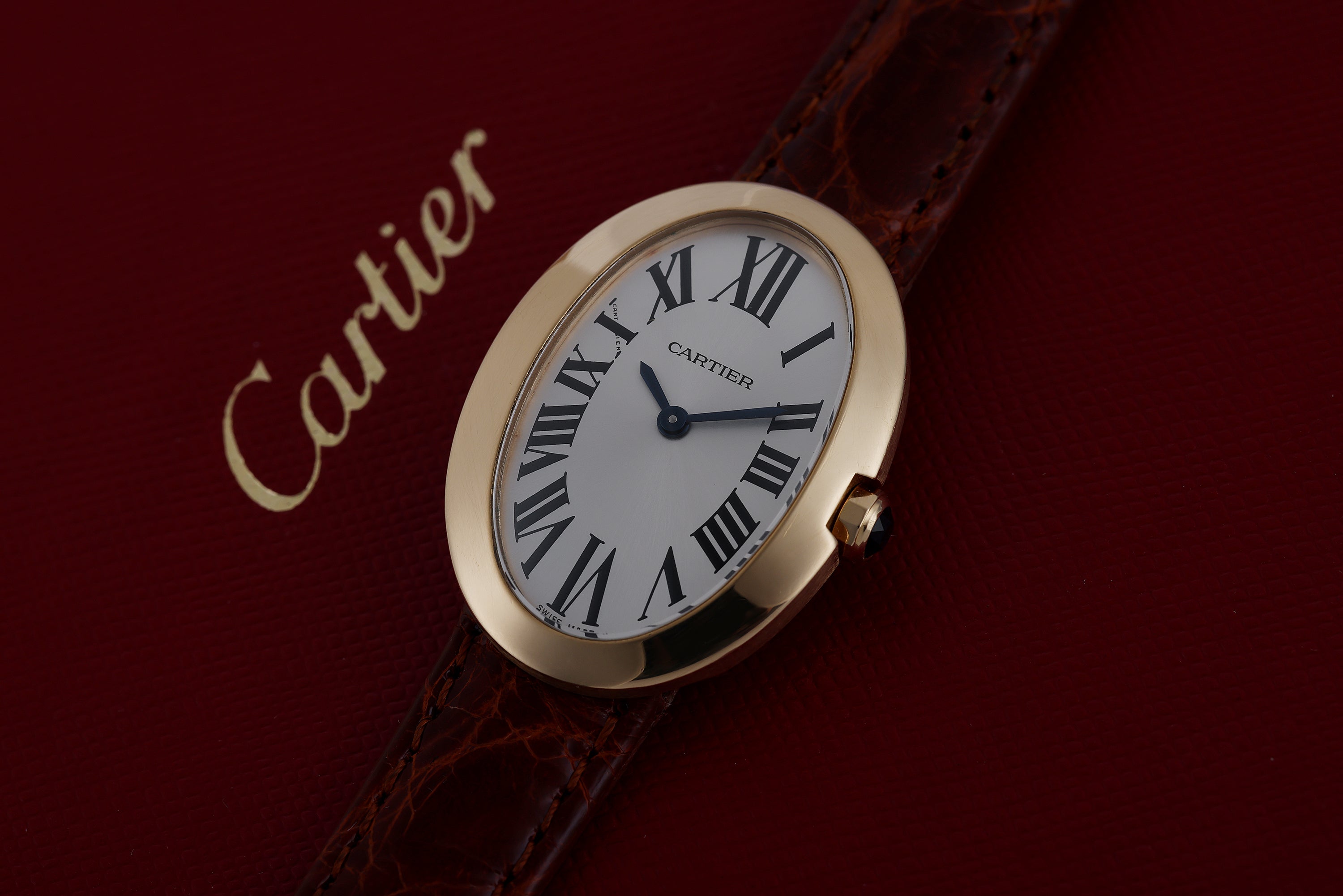 Cartier Baignoire | REF. 3208 | 18k Yellow Gold | 23.5mm | Circa 2010's