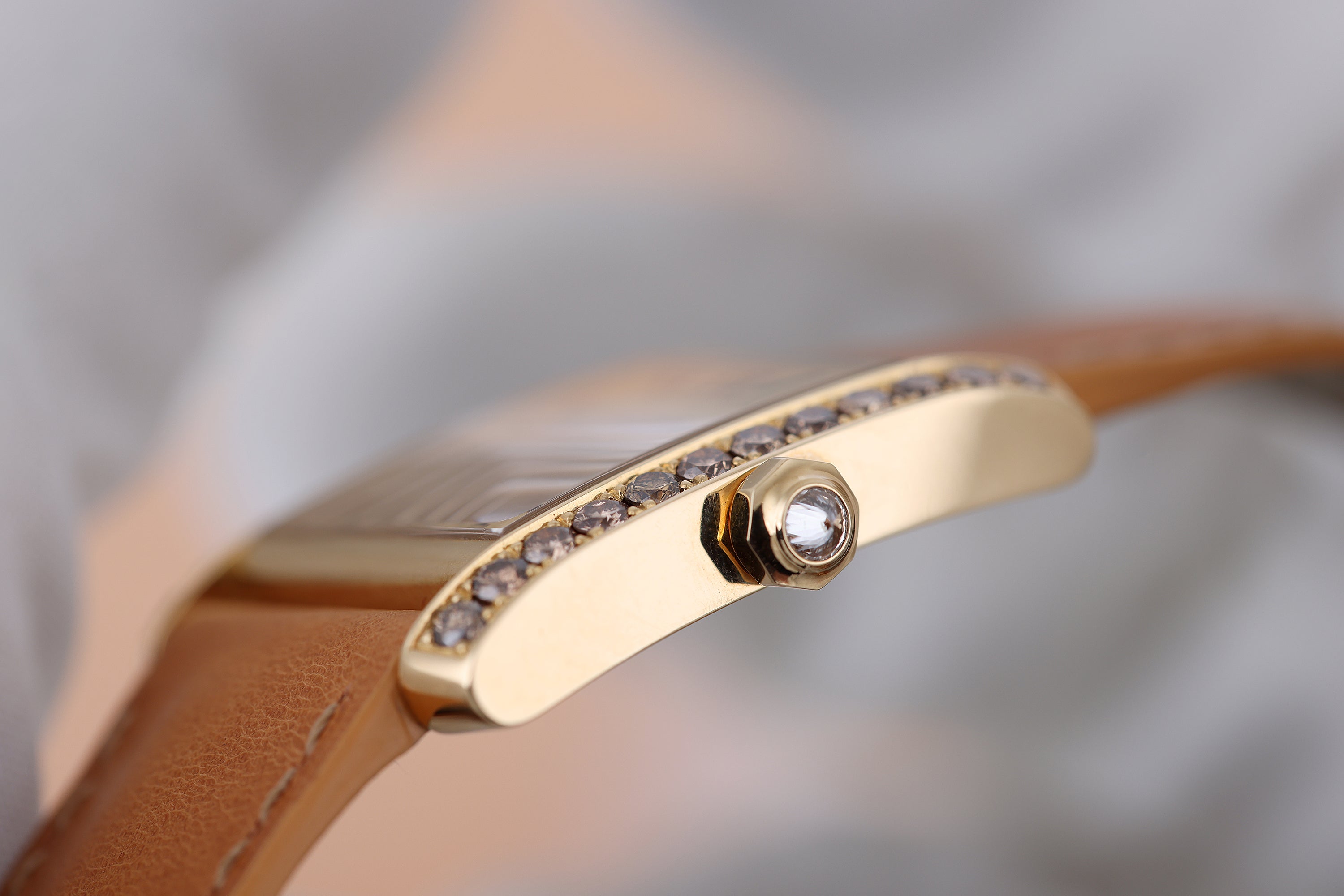Rare Cartier Tank Francaise | REF. 1821 | Champagne Diamonds | 18k Yellow Gold | 25mm | Circa 2000's