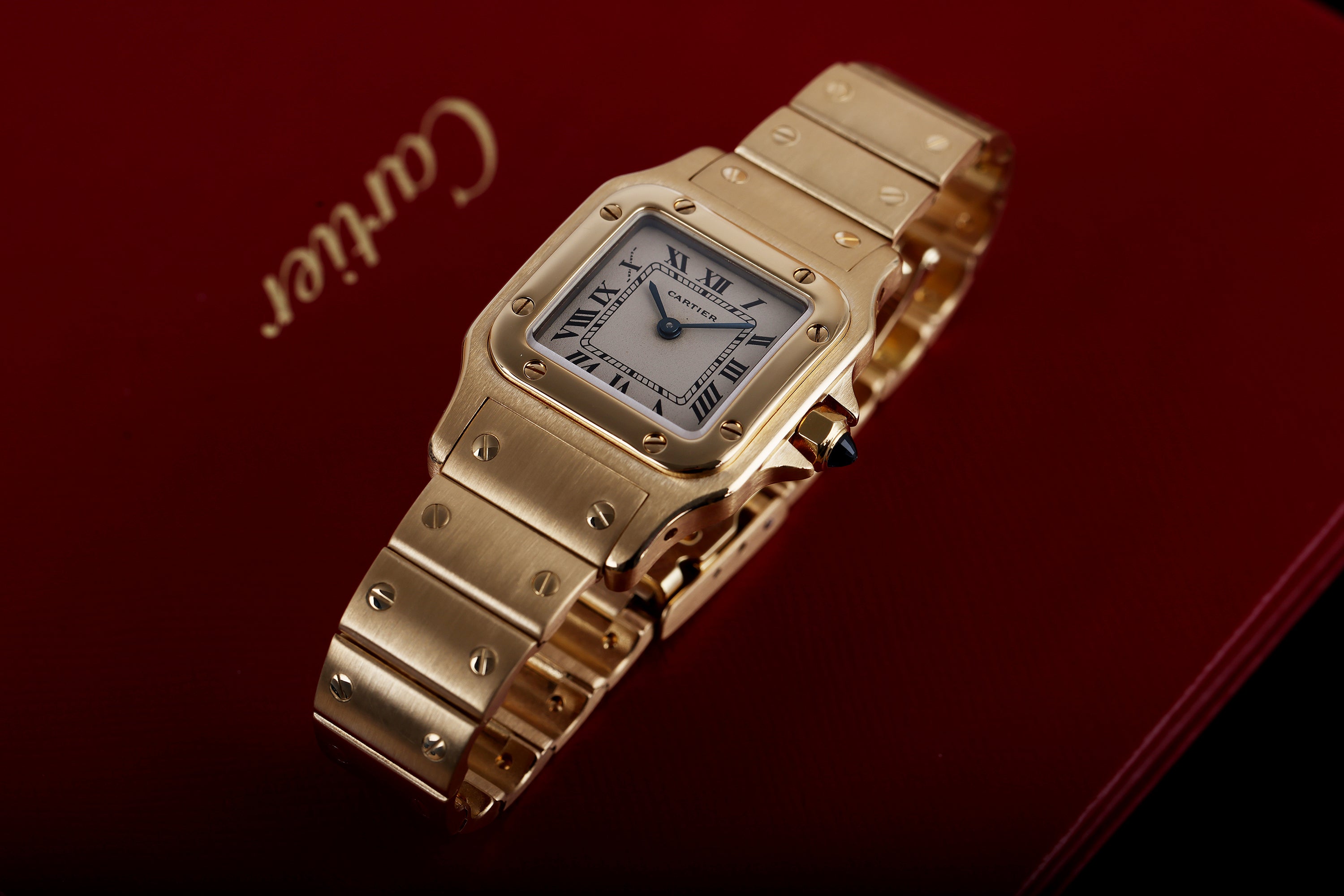 Cartier Santos Galbée | REF. 866930 | 18k Yellow Gold | 23.5mm | 1990's