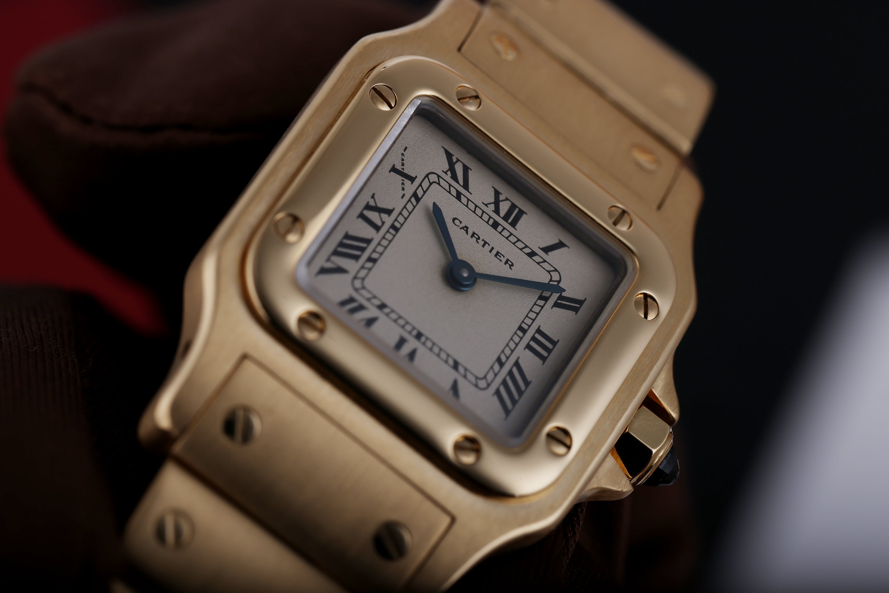 Cartier Santos Galbée | REF. 866930 | 18k Yellow Gold | 23.5mm | 1990's