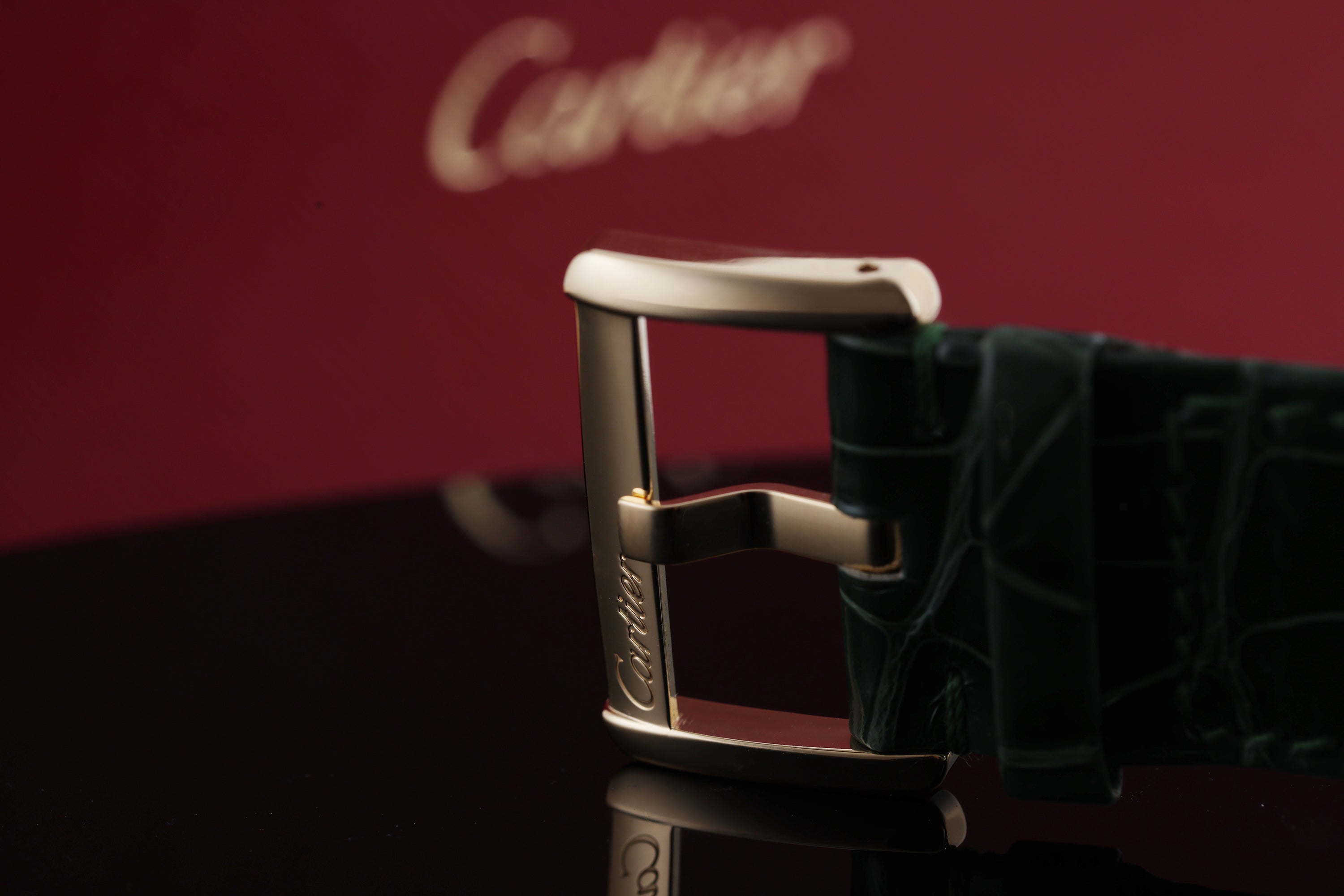 Cartier Tank Divan | REF. 2602 | 18k Yellow Gold | Diamond Bezel | 38mm