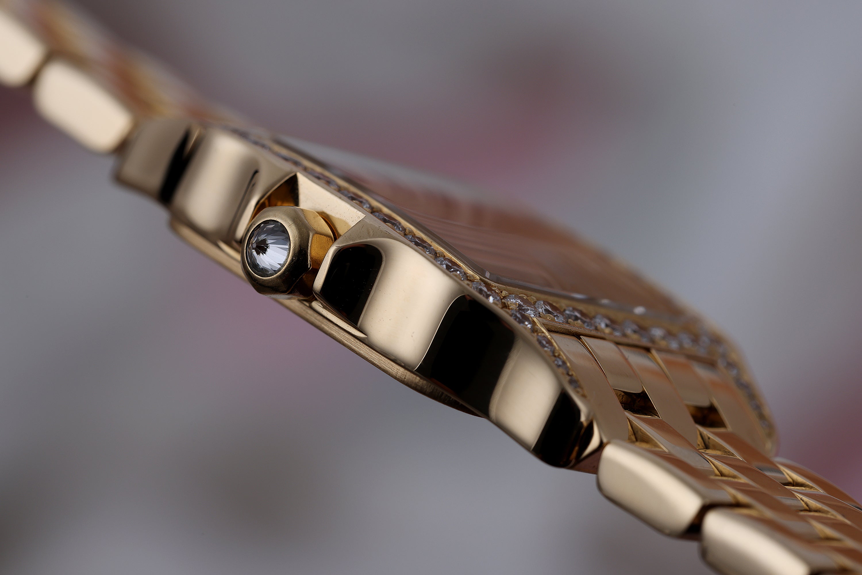 Cartier Santos Demoiselle | REF. 2699 | Diamond Bezel | White Dial | 20mm | 18k Yellow Gold