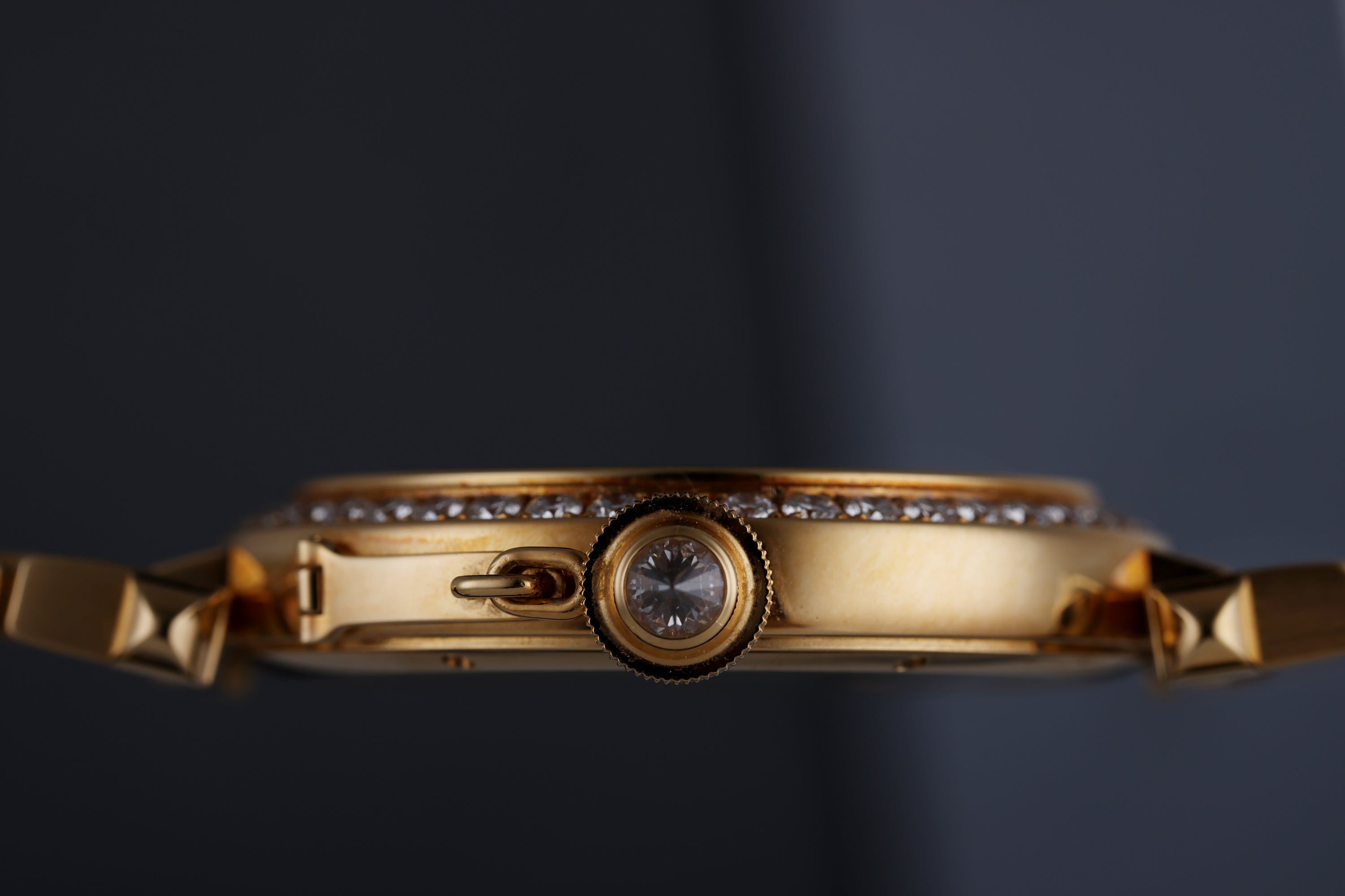 Cartier Pasha | REF. WJ1203H9 / 2726 | 42mm | Diamond Bezel | 18k Yellow Gold | Box & Papers | 2005