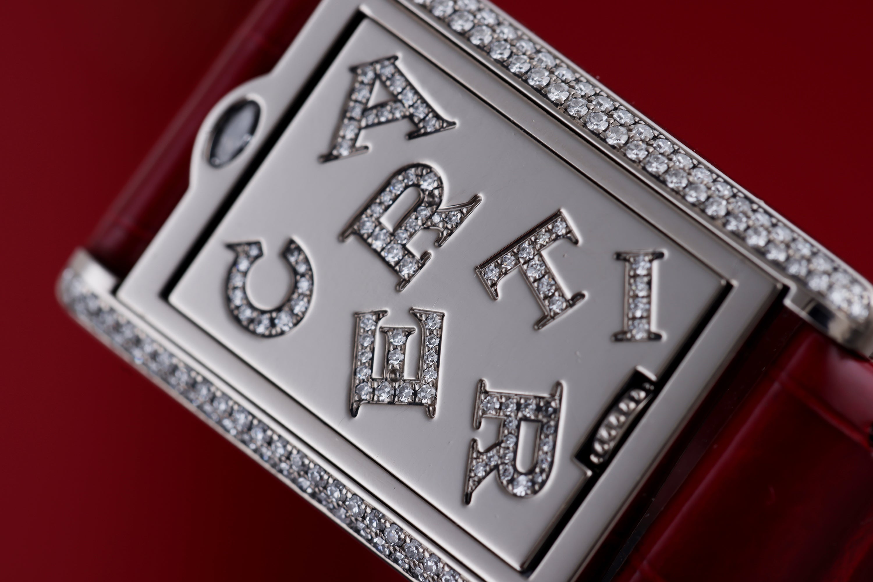 Cartier Tank Basculante | REF. 2526 / WA202751 | Reversible Case | Diamond Bezel & Case | 18k White Gold | 22.5 x 32.5 mm