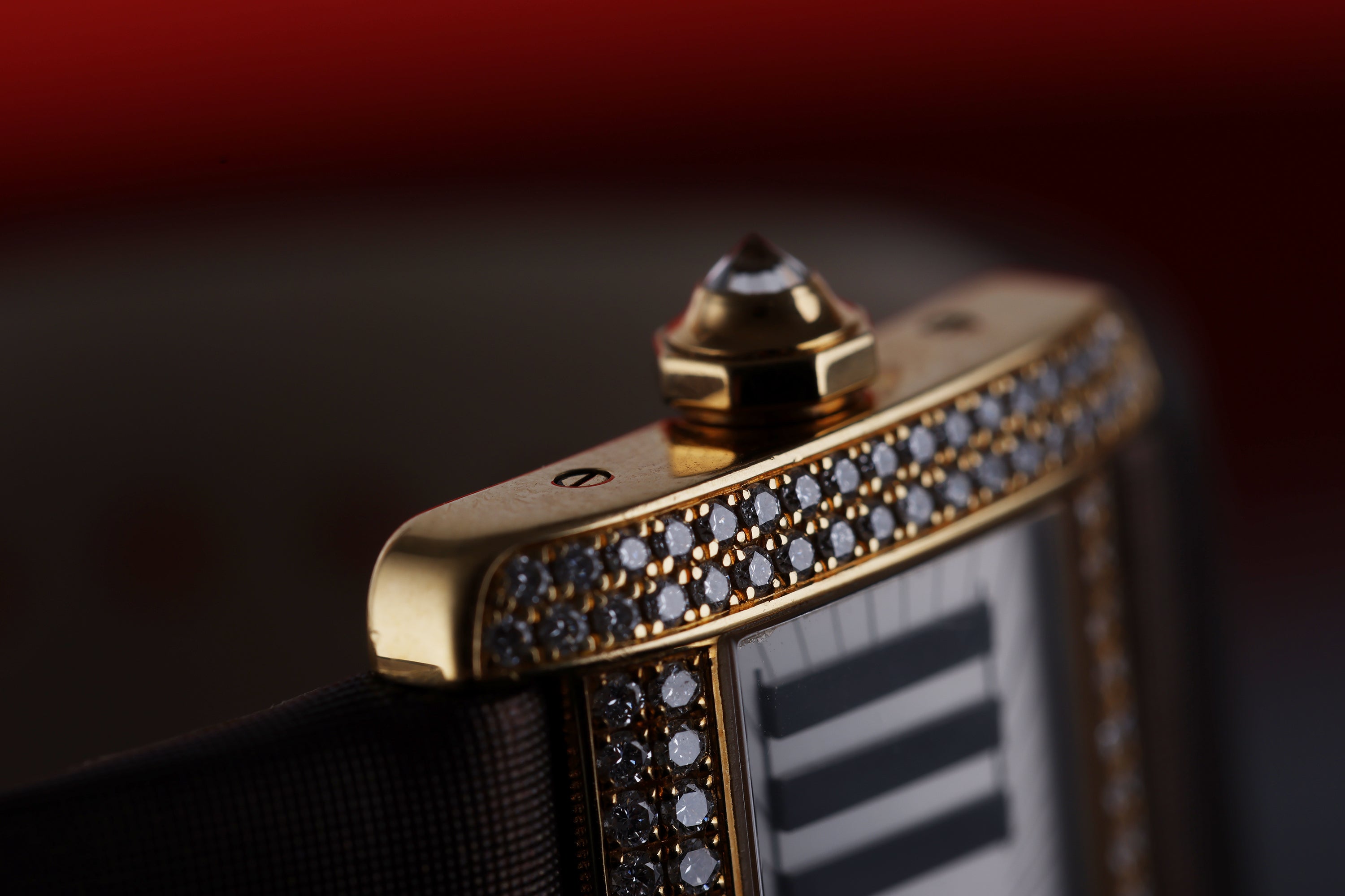 Cartier Tank Divan | REF. 2601 | Diamond Bezel | 18k Yellow Gold | 31.5mm | Circa 2000's