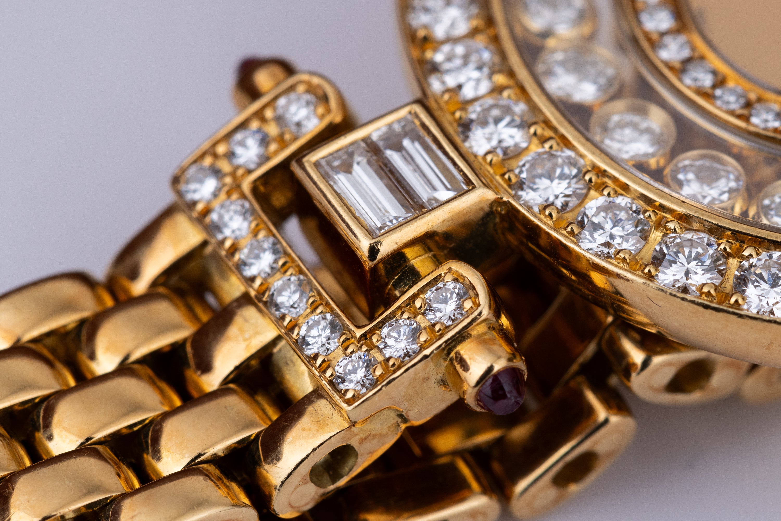 Chopard Happy Diamonds Ladies Watch | REF. 4118 | Brilliant Round & Baguette Diamonds | 18k Yellow Gold