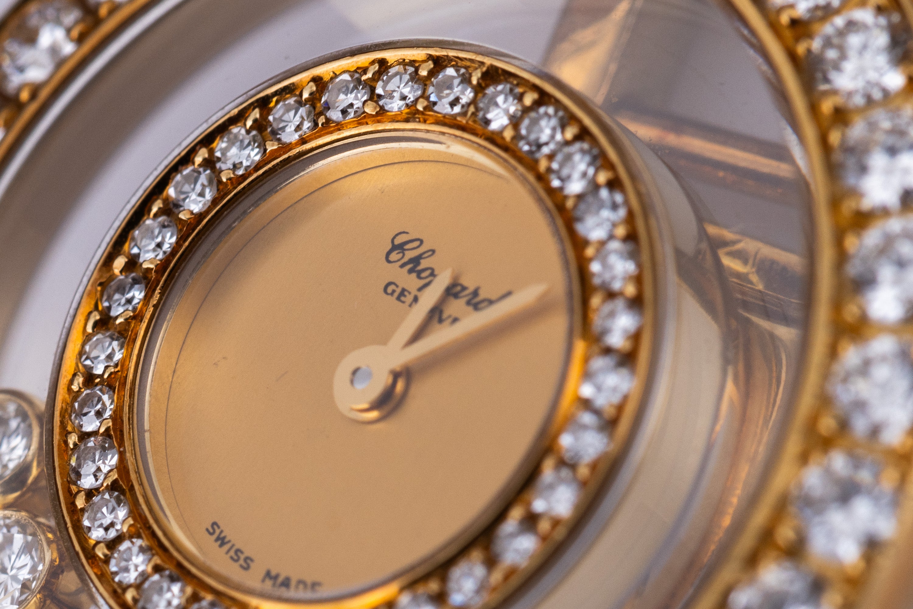 Chopard Happy Diamonds Ladies Watch | REF. 4118 | Brilliant Round & Baguette Diamonds | 18k Yellow Gold