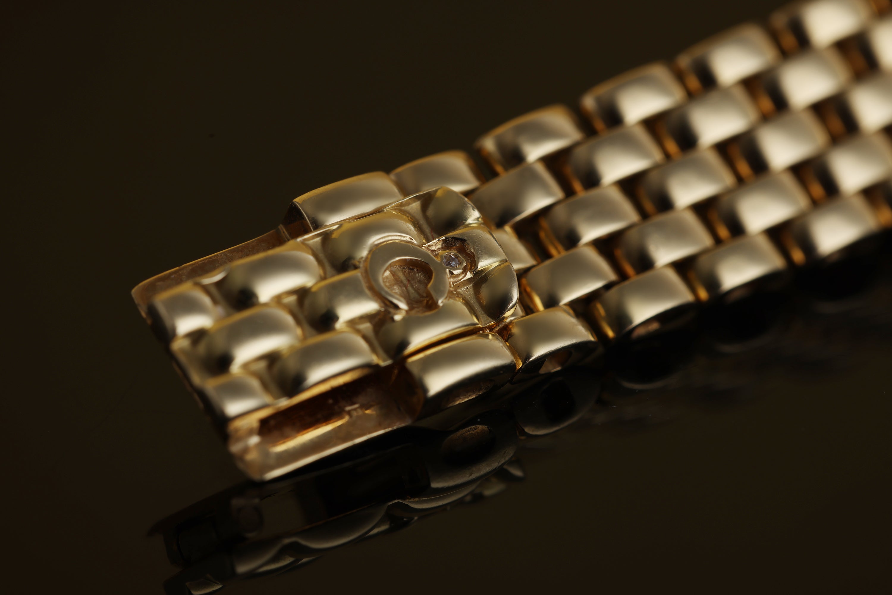 Chopard Happy Diamonds Ladies Watch | REF. 20/4846-21 or 4118 | Brilliant Round & Baguette Diamonds | 18k Yellow Gold