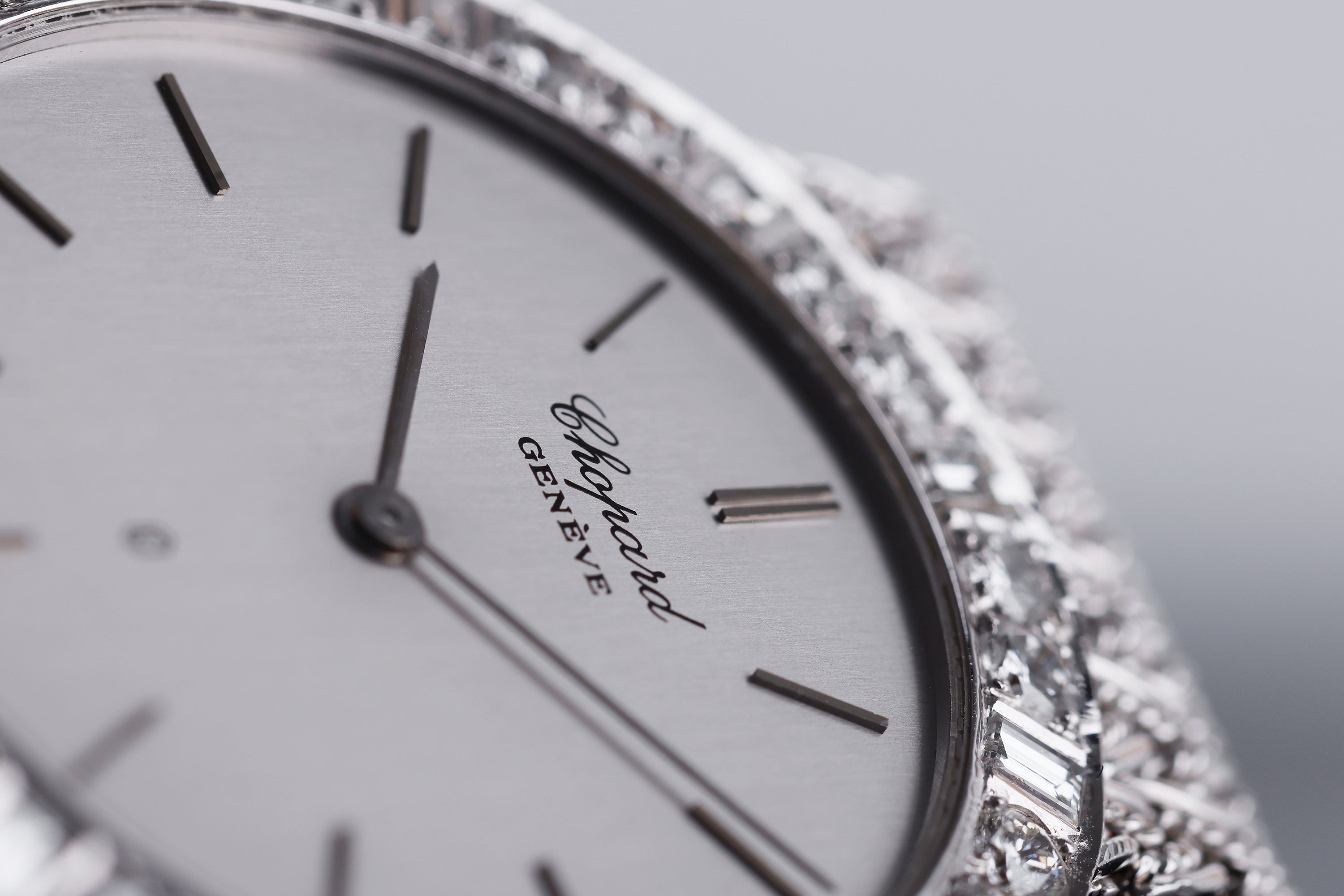 Chopard | REF. 419947 | Silver Dial | Diamond Bezel | 18k White Gold | 32.5mm | Circa 1990's