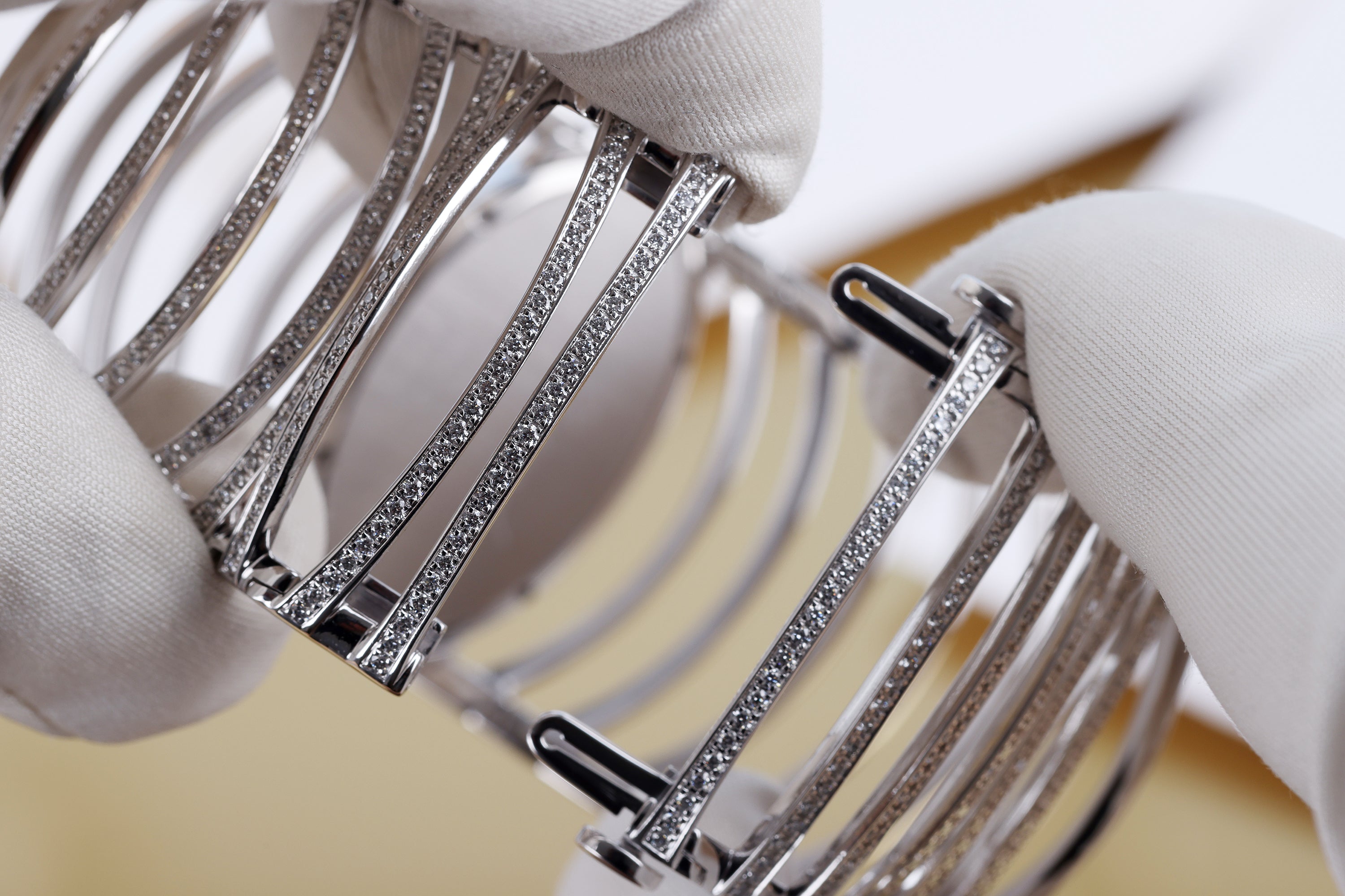 Chopard Bangle Watch | REF. 109171-1001 | Mother of Pearl Diamond Dial | 18k White Gold | Pave Diamond Bezel & Bracelet | 35mm | Chopard Service Papers + 12 Month's Warranty