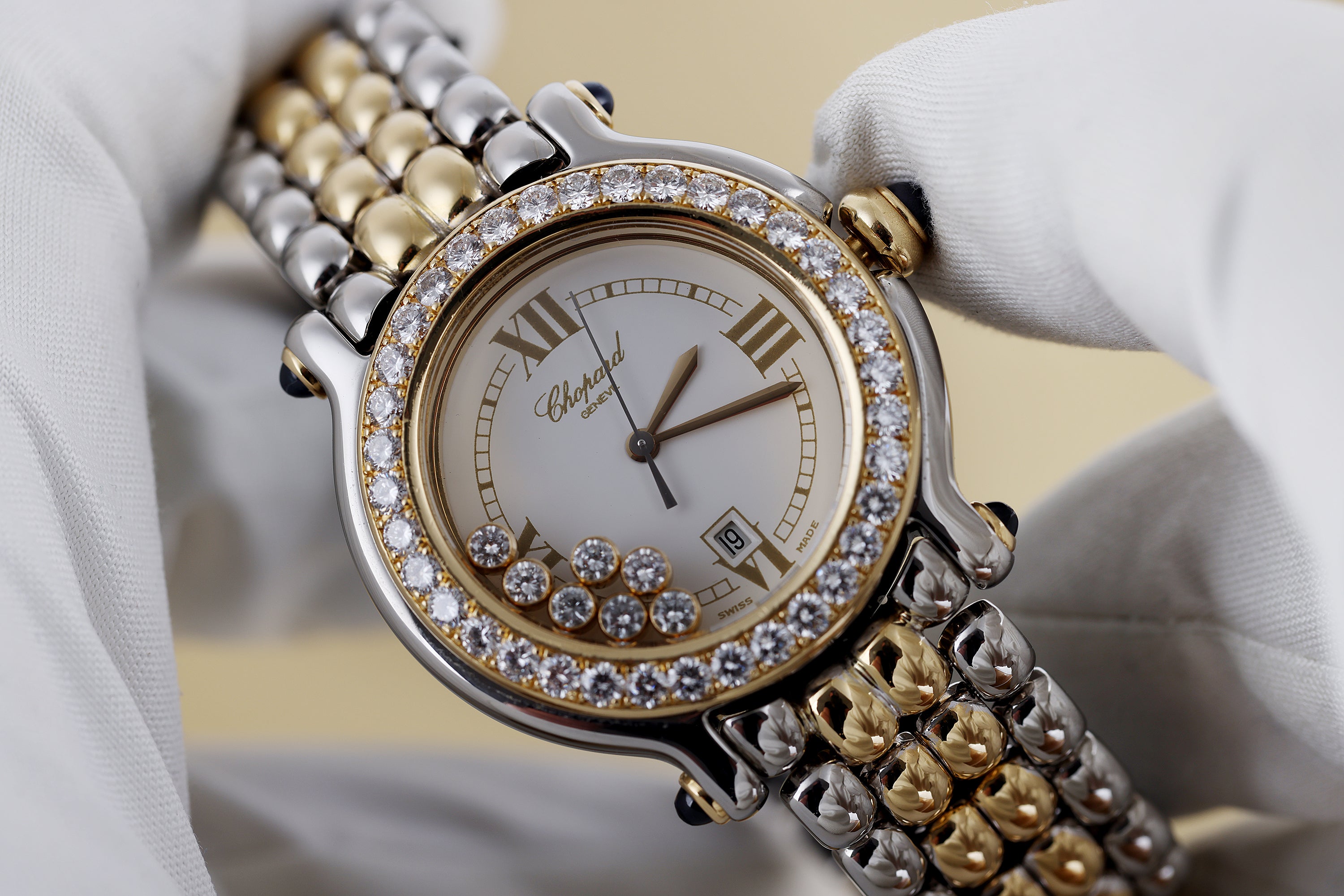Chopard Happy Sport | REF. 27/8237-23/11 | 7 Floating Diamonds | 32.5mm | Stainless Steel & 18k Yellow Gold