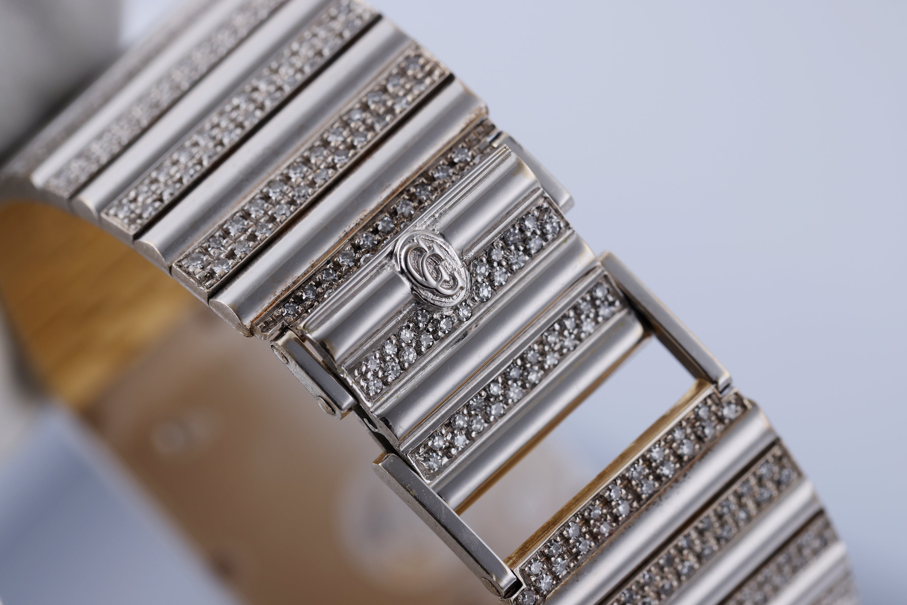 Unworn 1980's Concord Delirium | REF. 61 77 615 | Pave Diamonds | Quartz | 18k White Gold | 24.5mm
