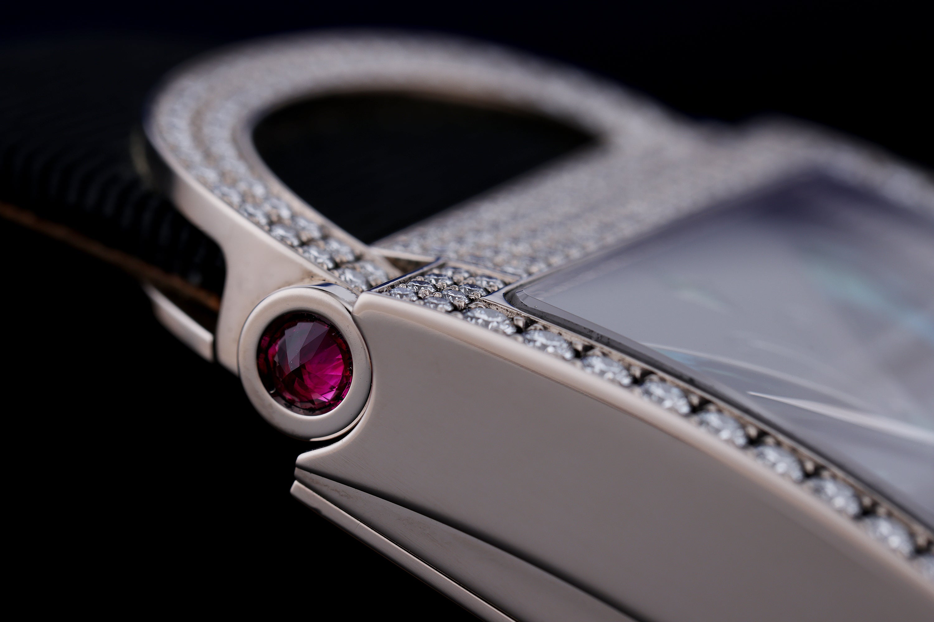 DeLaneau | Dôme Papillon | REF. ADO3R001 WG PA002 | Piece Unique | 18k White Gold | Box & Papers | RRP £70,300