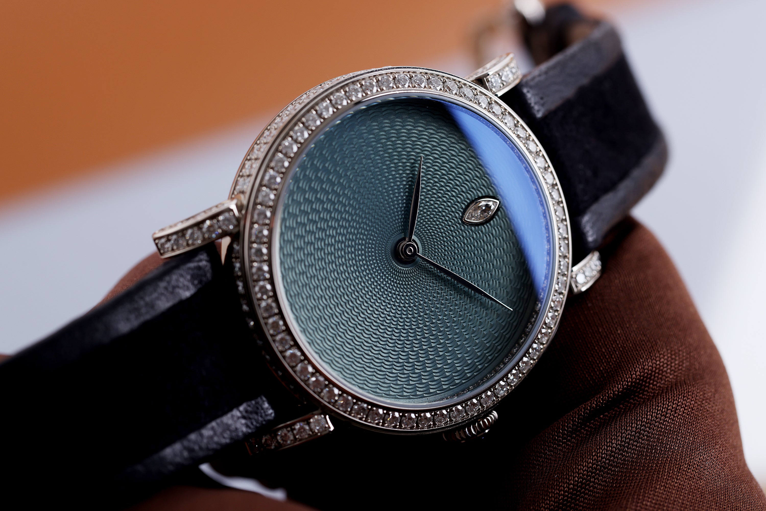 DeLaneau | Rondo 36 Translucent | REF. RON36105 WG GUI05 | Piece Unique | 18k White Gold | Box & Papers