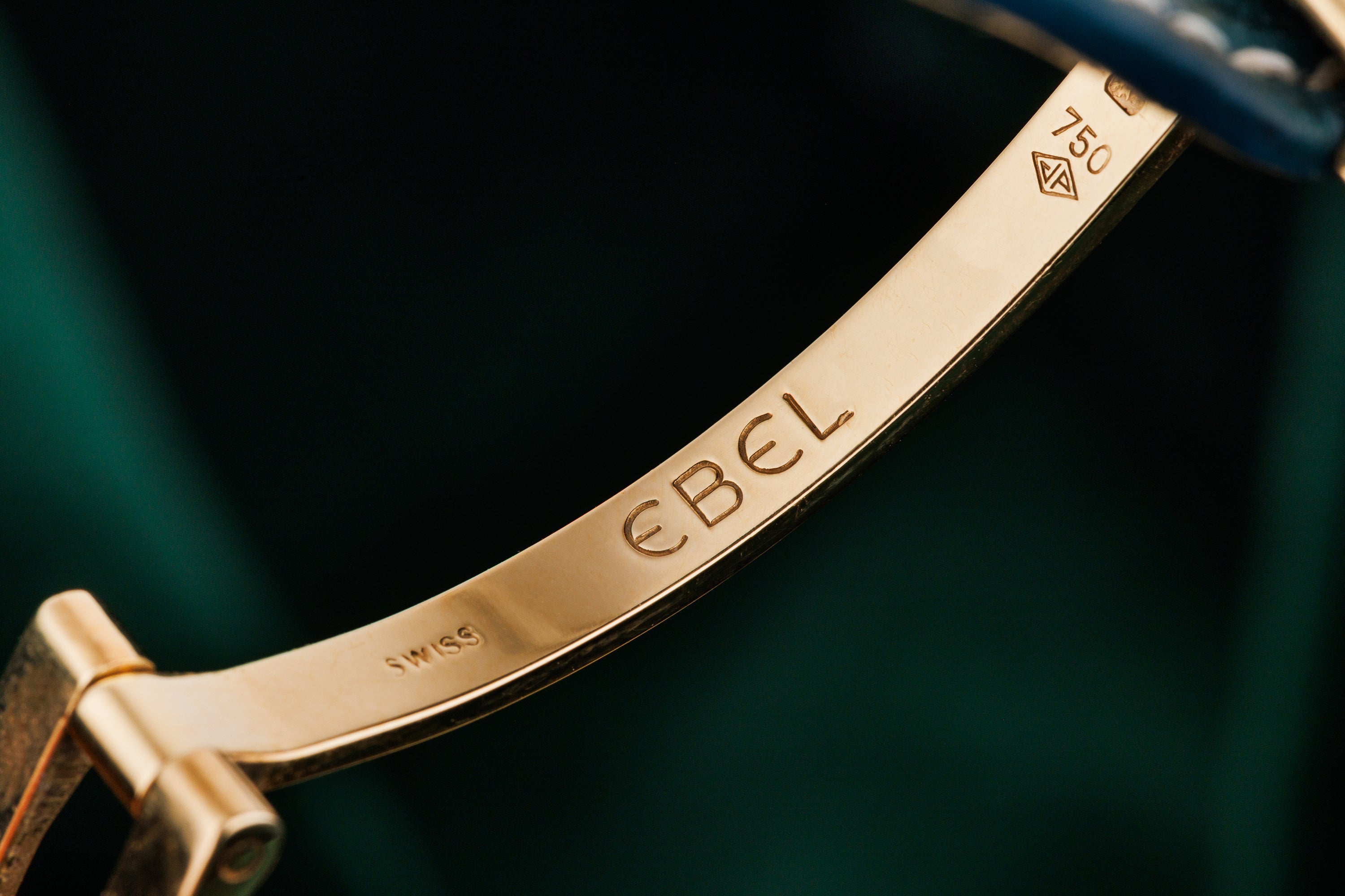 New Old Stock: Ebel Voyager World Time | REF. 8124913 | White Dial | Automatic | 18k Yellow Gold | 38mm | 1990's