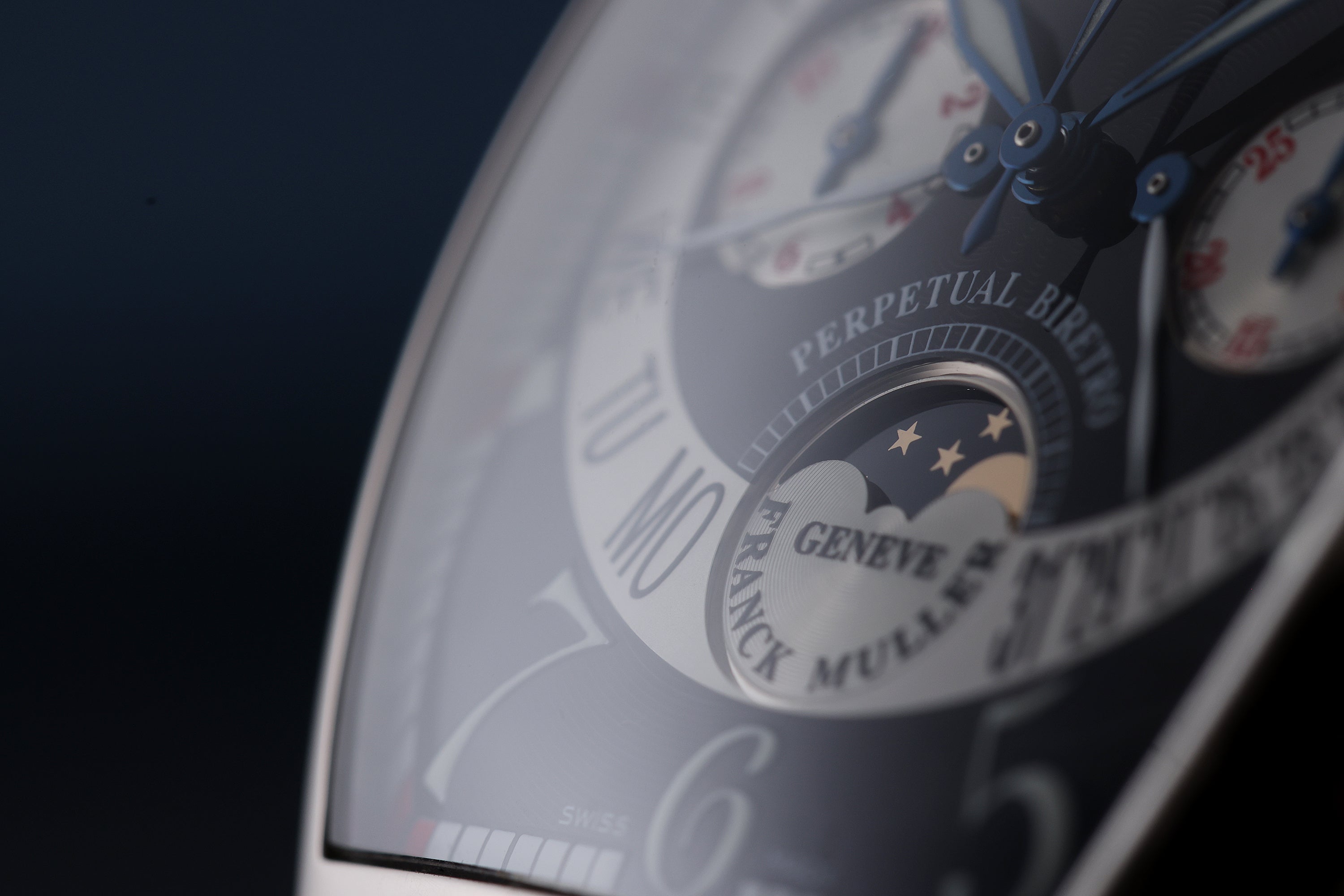 Franck Muller Cintrée Curvex Quantième Perpétuel Biretro | REF. 7850 CC QPB | 18k White Gold | 35 x 42mm | Automatic | 2000's