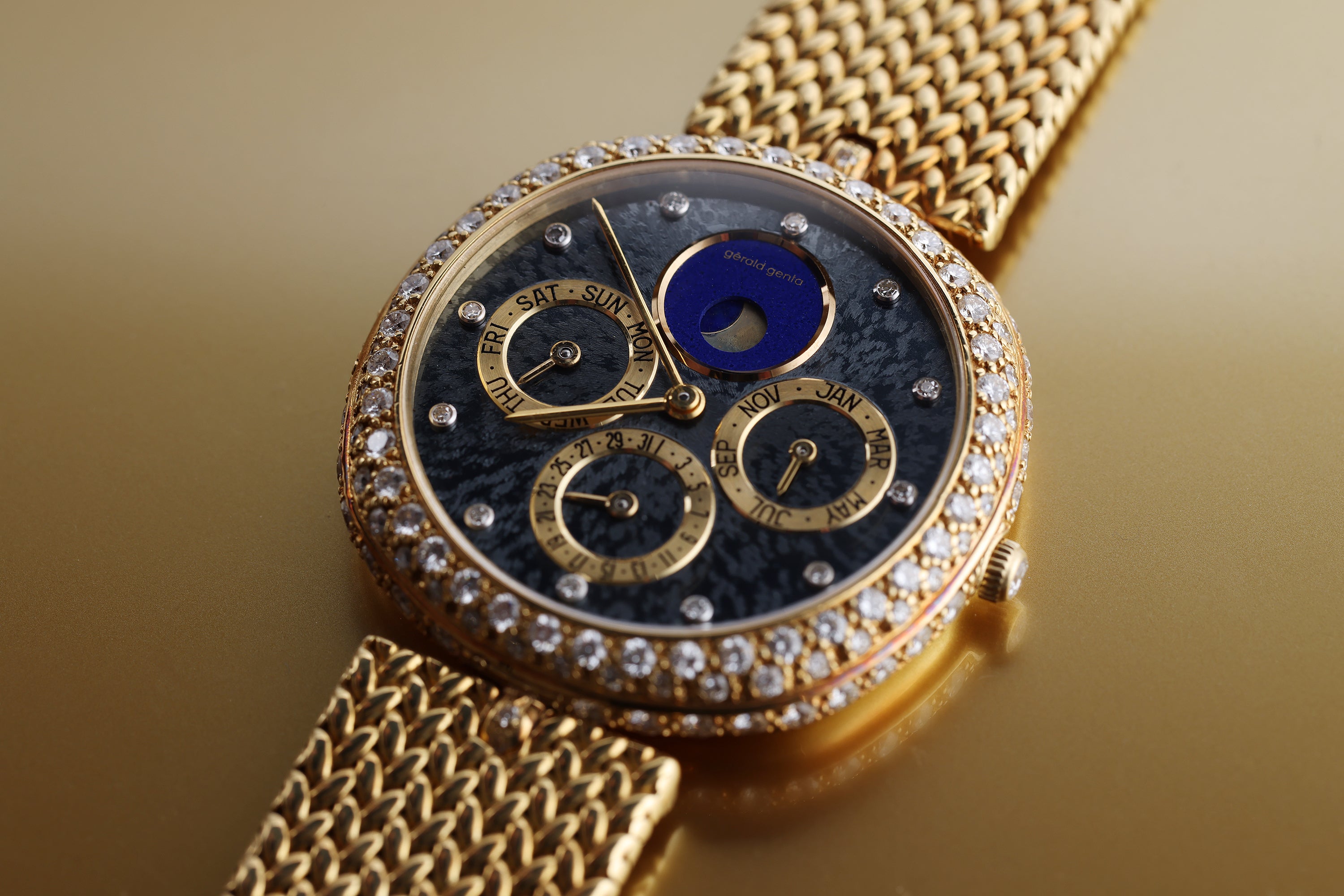 Gérald Genta Perpetual Calendar | REF. G9170.4 | Lapis Lazuli & Anthracite | 18k Yellow Gold | Diamond Dial & Bezel