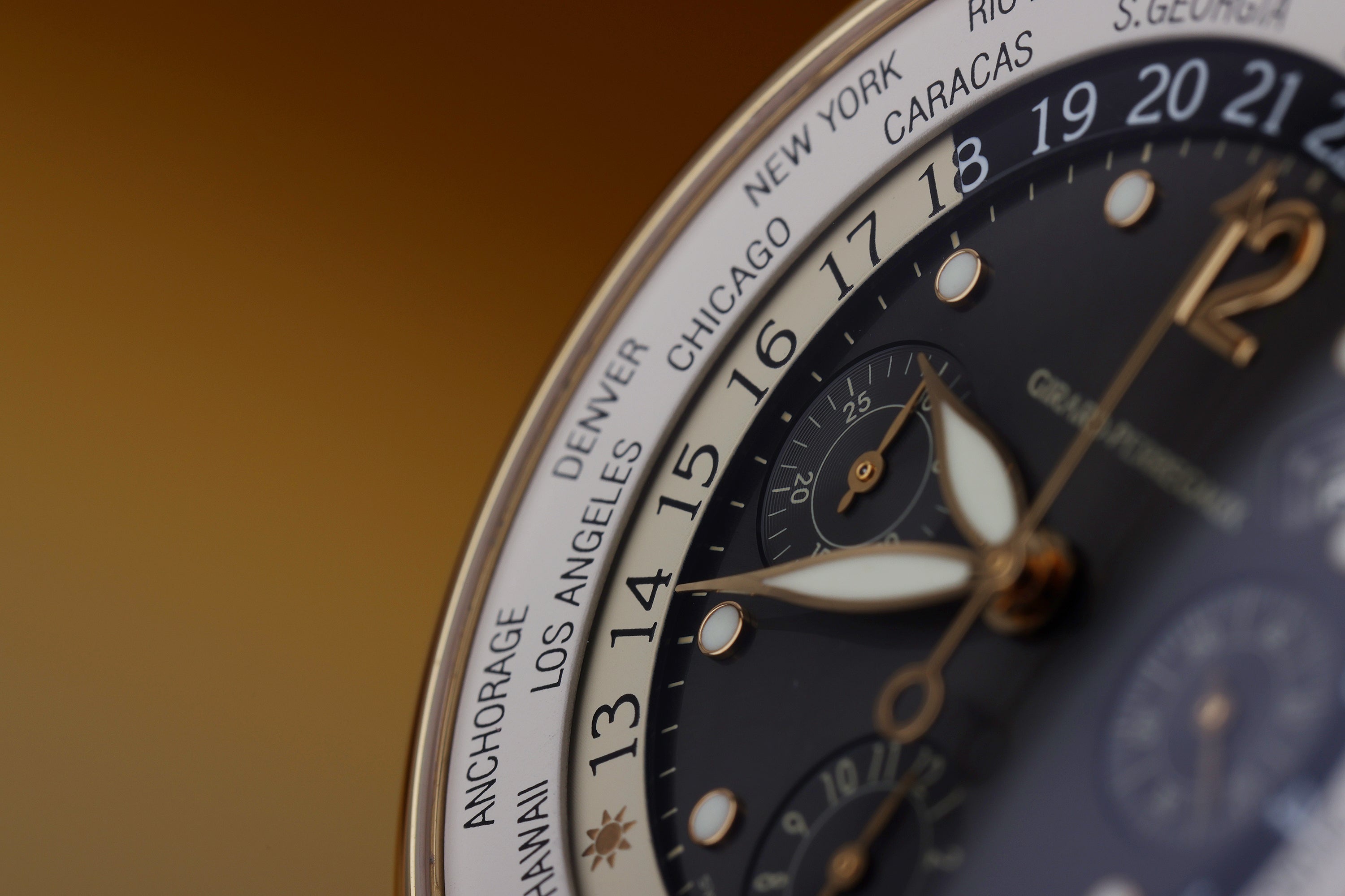 Girard-Perregaux WW.TC World Timer Chronograph | REF. 4980 | Automatic | 43mm | White & Grey Dial | 18k Yellow Gold | 2000's