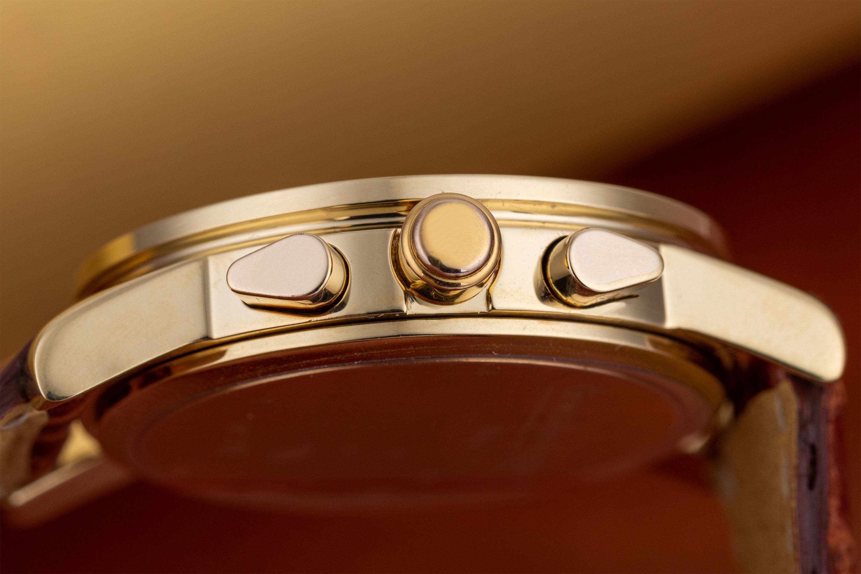 Girard-Perregaux Chronograph | REF. 7700 | 18k Yellow Gold | 34mm | 2000's