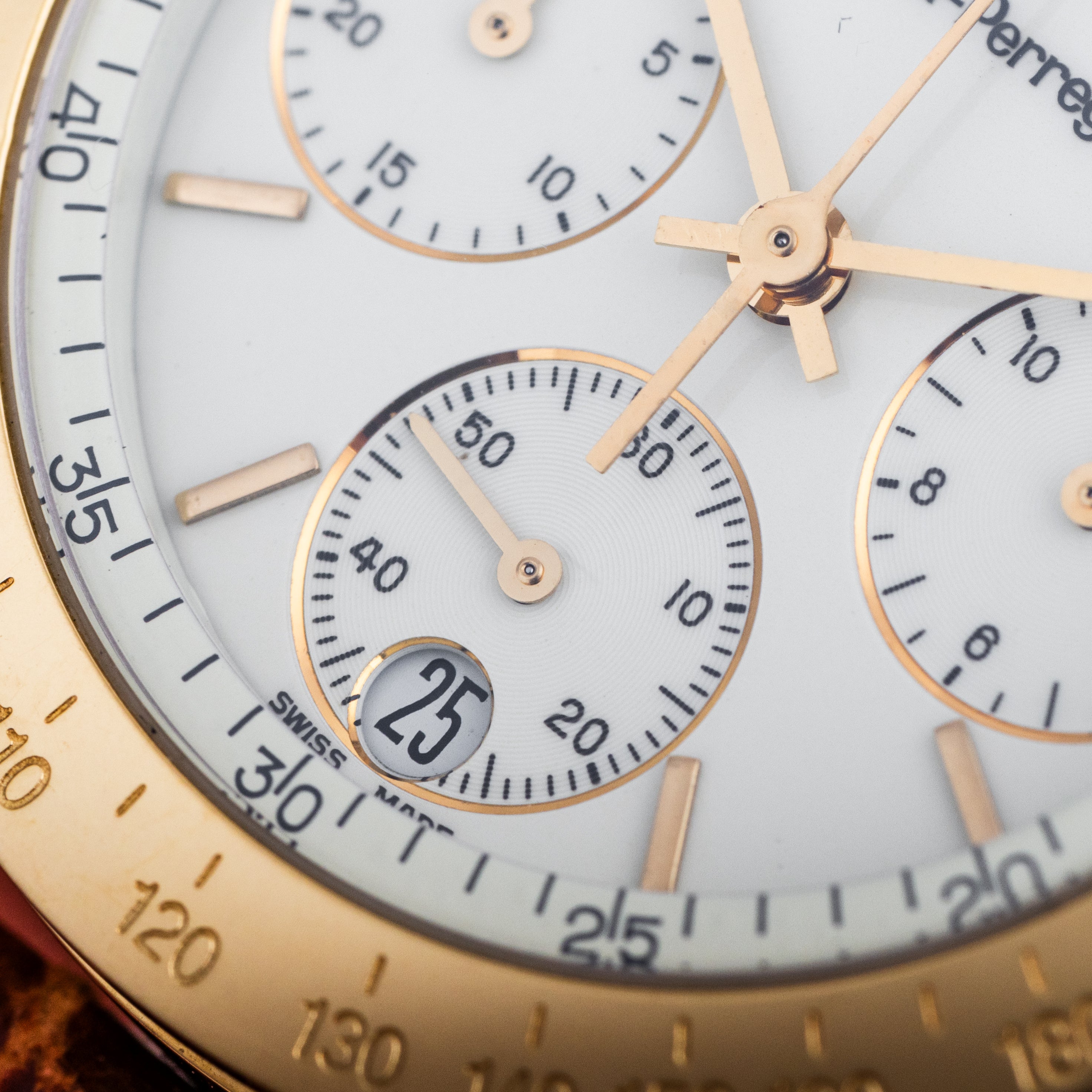 Girard-Perregaux Chronograph | REF. 7700 | 18k Yellow Gold | 34mm | 2000's