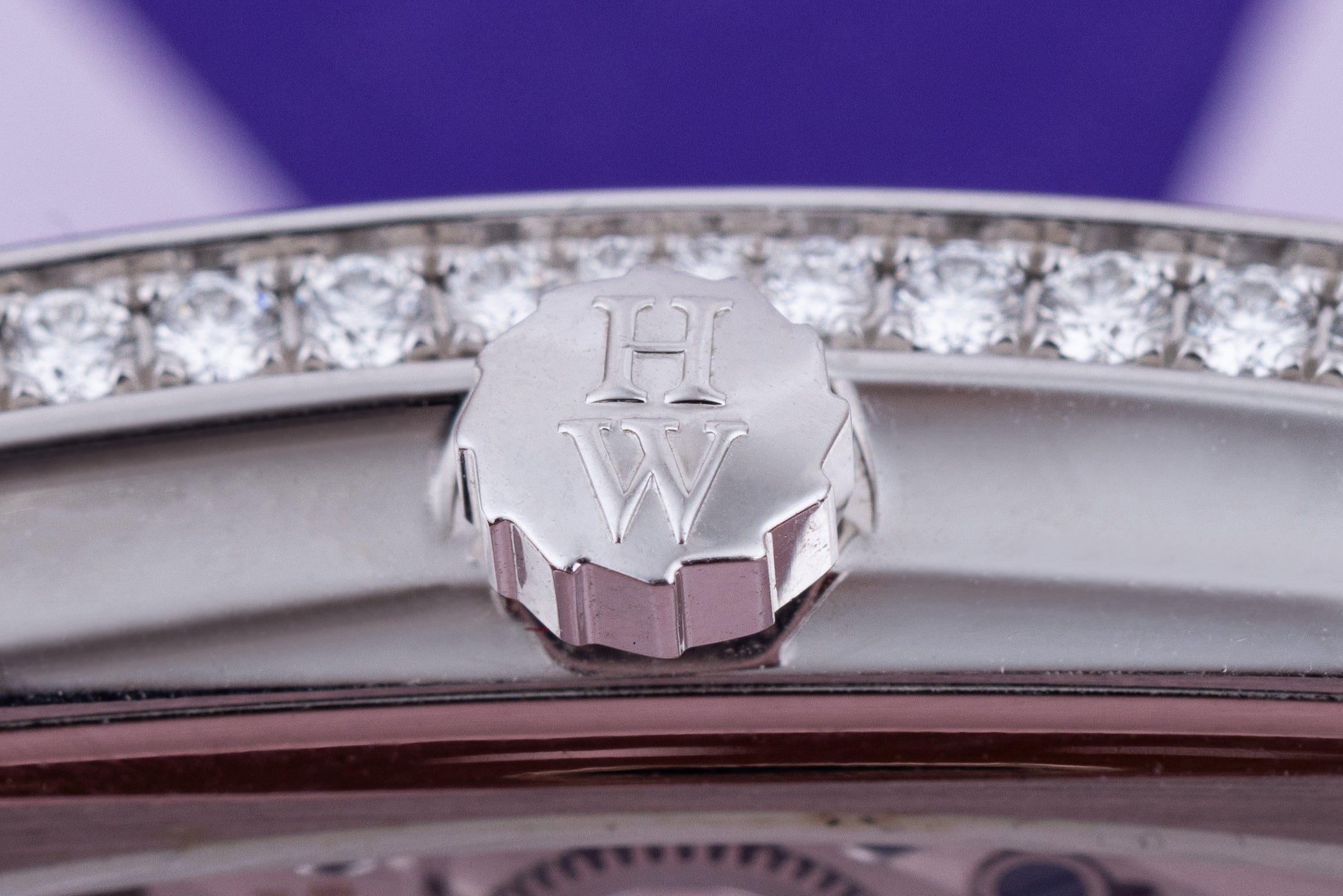 Harry Winston Avenue C | REF. 330/UMW | Mother of Pearl dial | Diamond Bezel & Centre Rings | 18k White Gold | Box & Papers