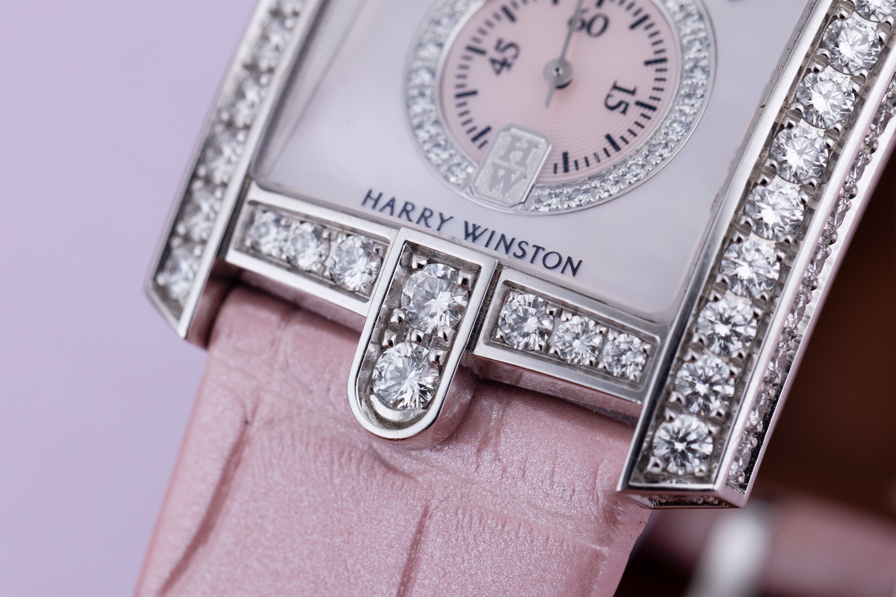 Harry Winston Avenue C | REF. 330/UMW | Mother of Pearl dial | Diamond Bezel & Centre Rings | 18k White Gold | Box & Papers