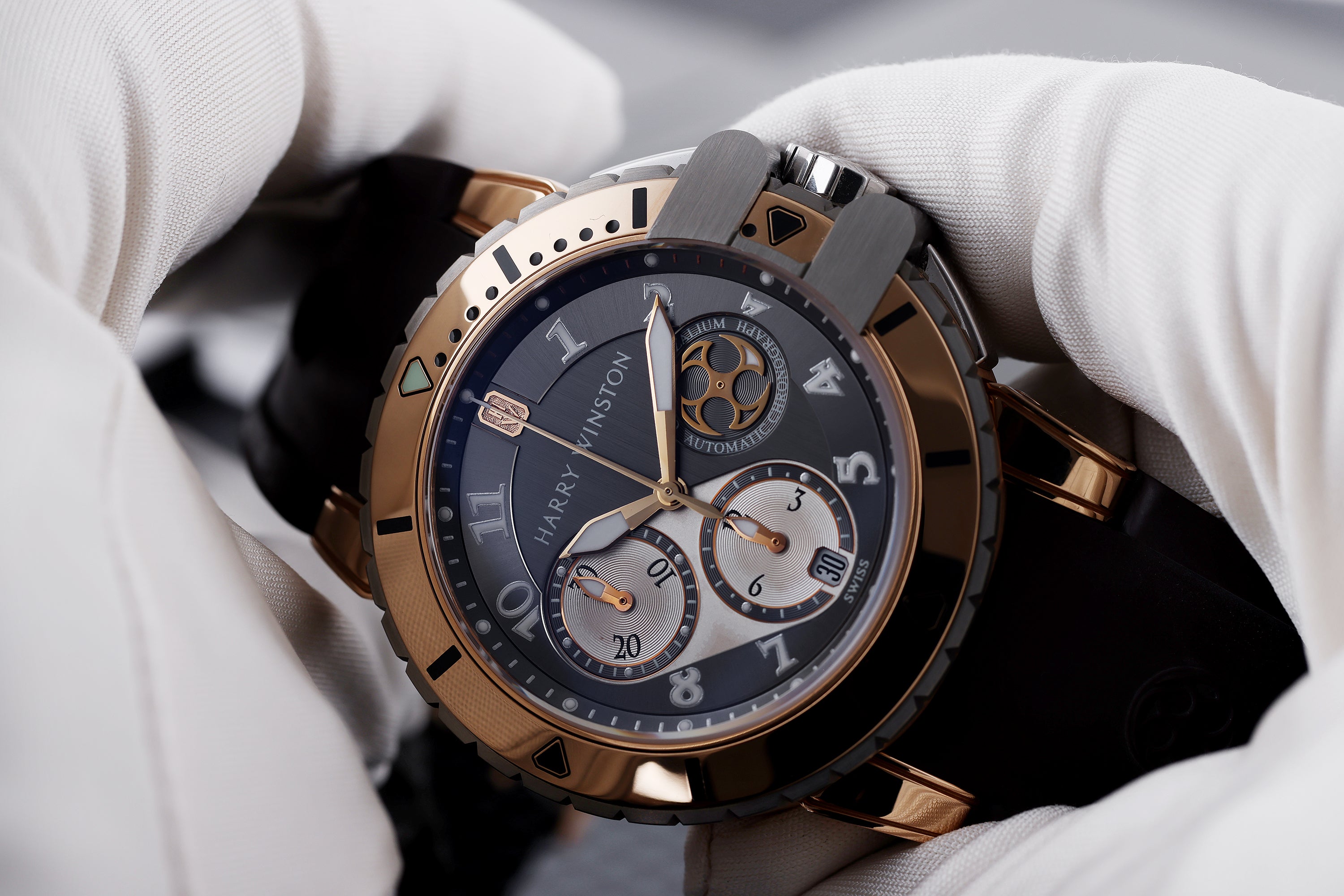 Harry Winston Ocean Diver Chronograph | REF. 410-MCA44RZ | 5th Dubai International Film Festival Edition | Grey dial | 18k Rose Gold & Zalium | Automatic | Box & Papers | 2008 | 44mm