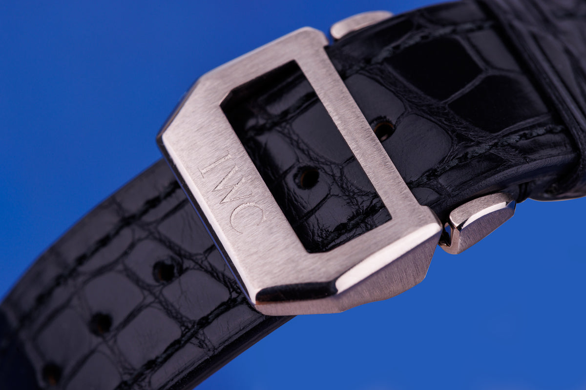IWC Da Vinci Chronograph FlyBack | REF. IW376401 | 18k White Gold | 43mm | Service Papers (2018) & Pouch | 2010s