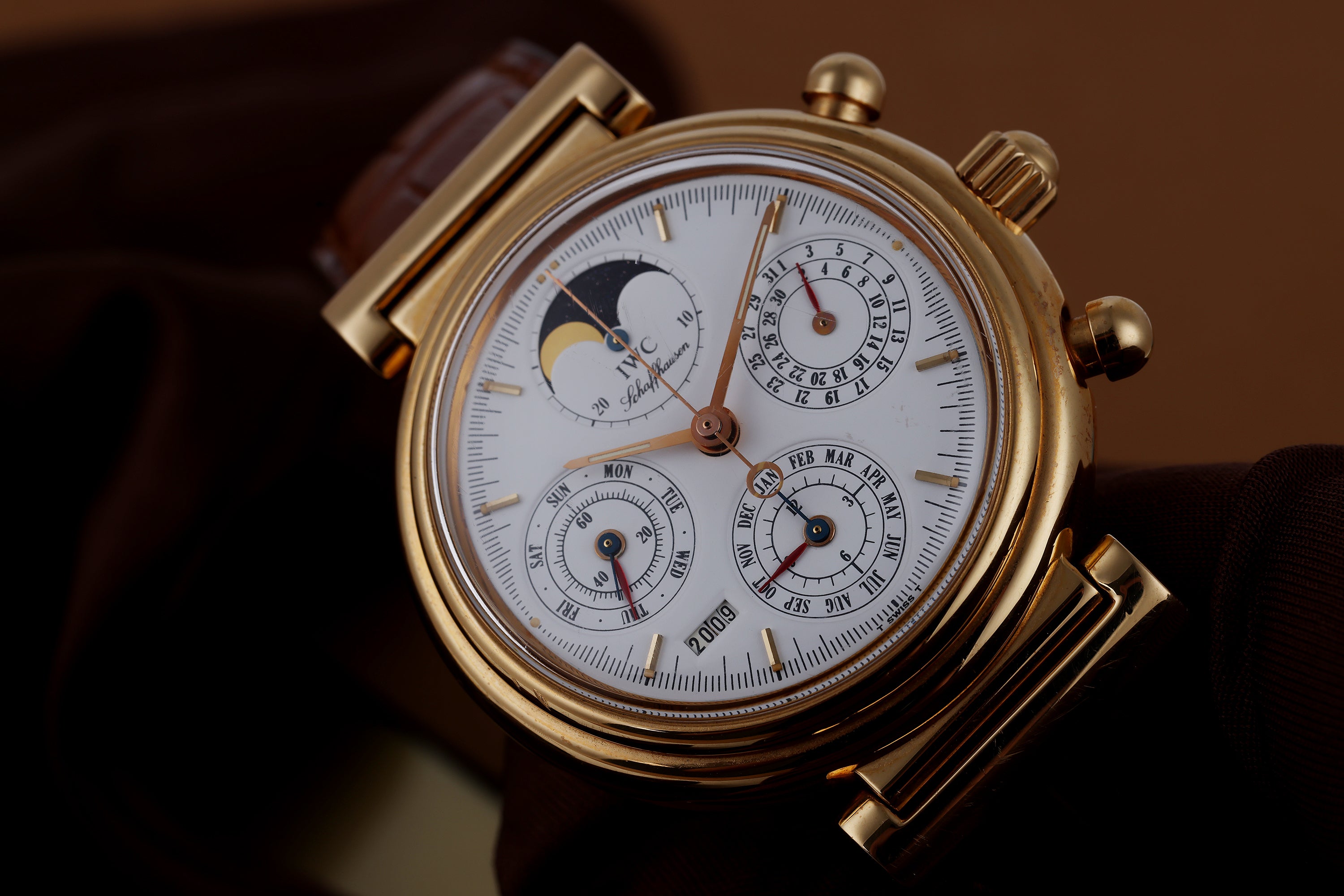 IWC Da Vinci | REF. IW3750 | Perpetual Calender Chronograph | 18k Yellow Gold | Moonphase