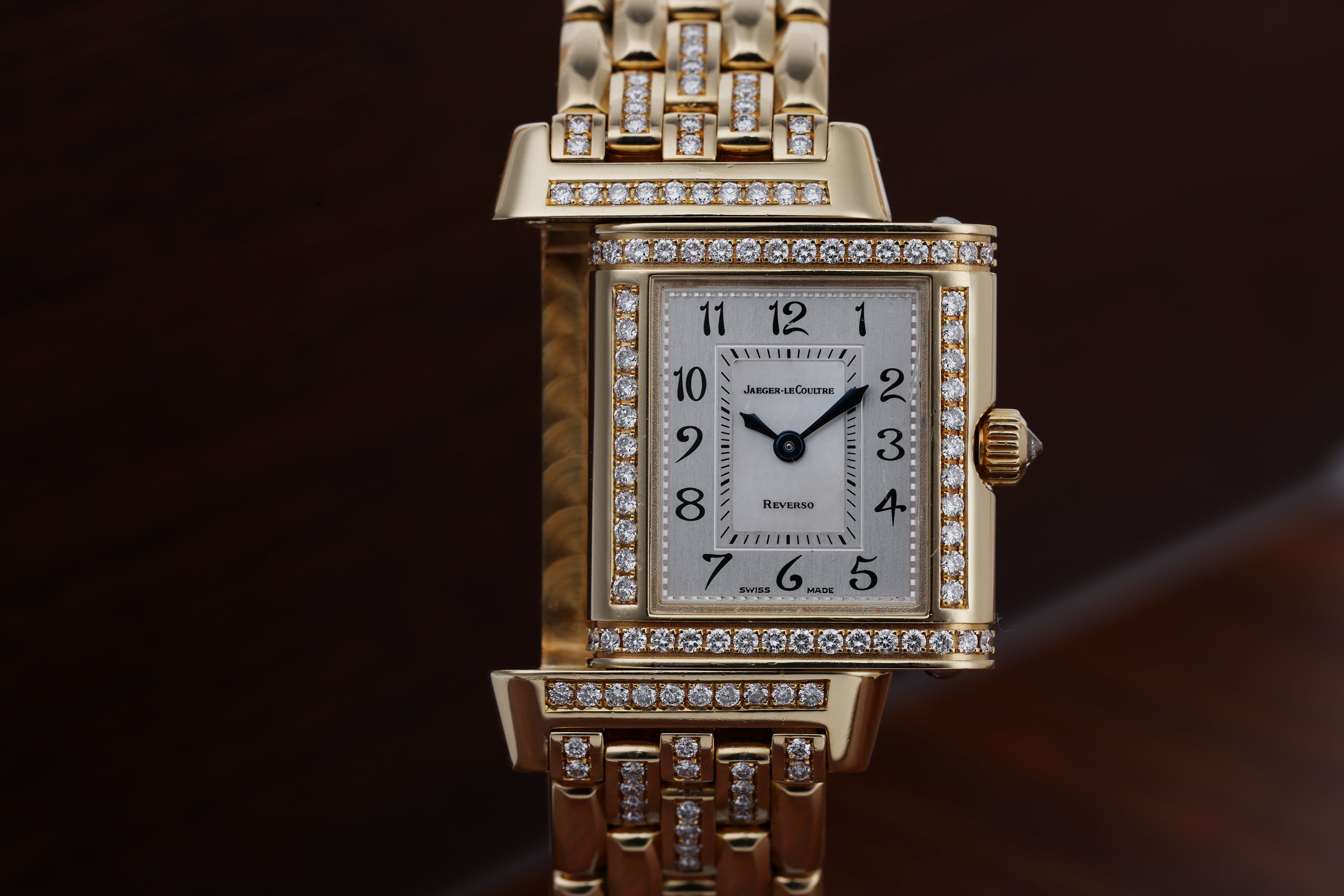 Jaeger-LeCoultre Reverso Duetto | REF. 266.1.44 | Diamond Dial, Bezel & Bracelet | Mother of Pearl | 18k Yellow Gold | 20.5mm | Quartz