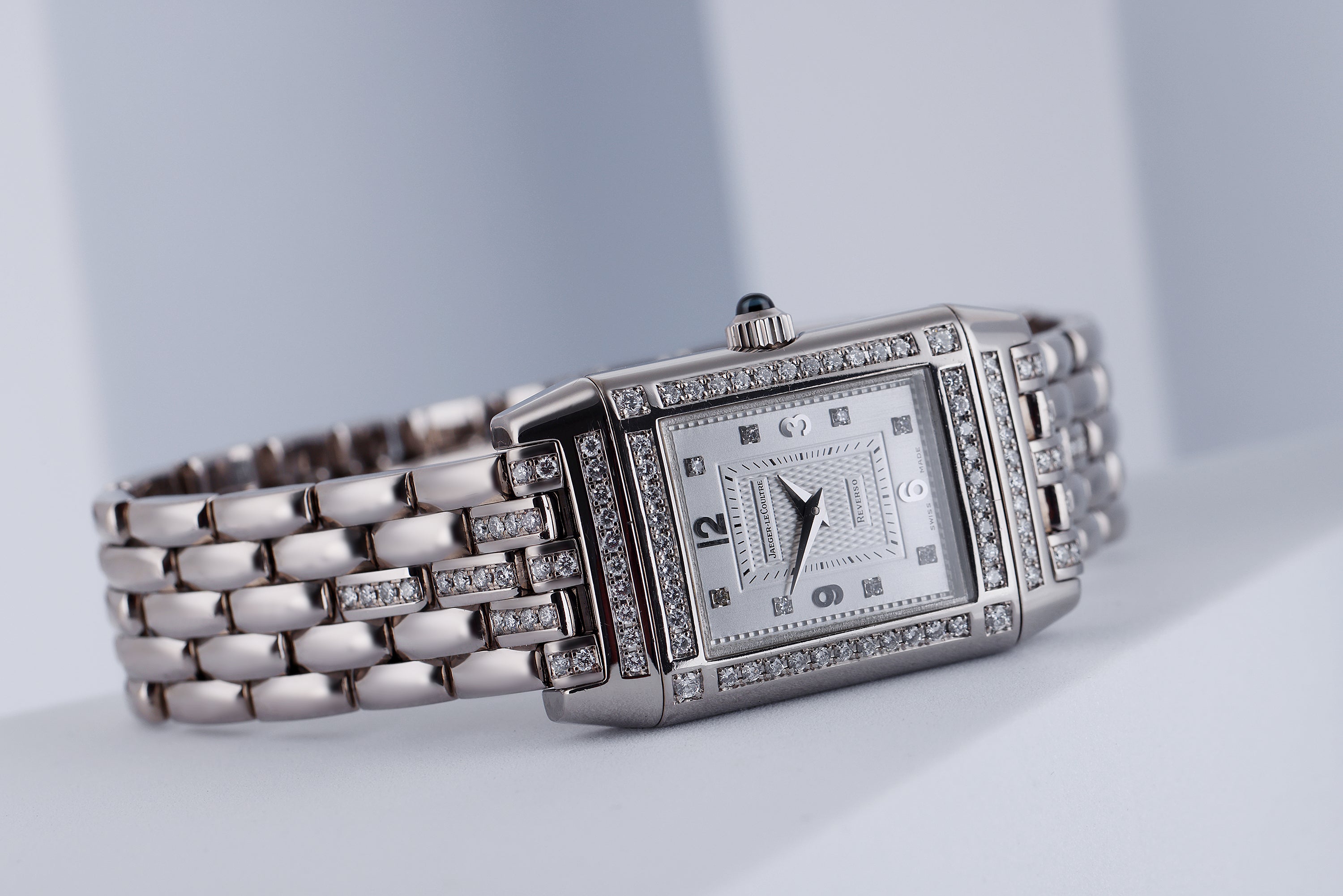 Jaeger-LeCoultre Reverso Duetto | REF. 267.3.86 | Diamond Dial, Bezel & Bracelet | 18k White Gold | 20.5mm | Quartz | Box & Papers | 2000