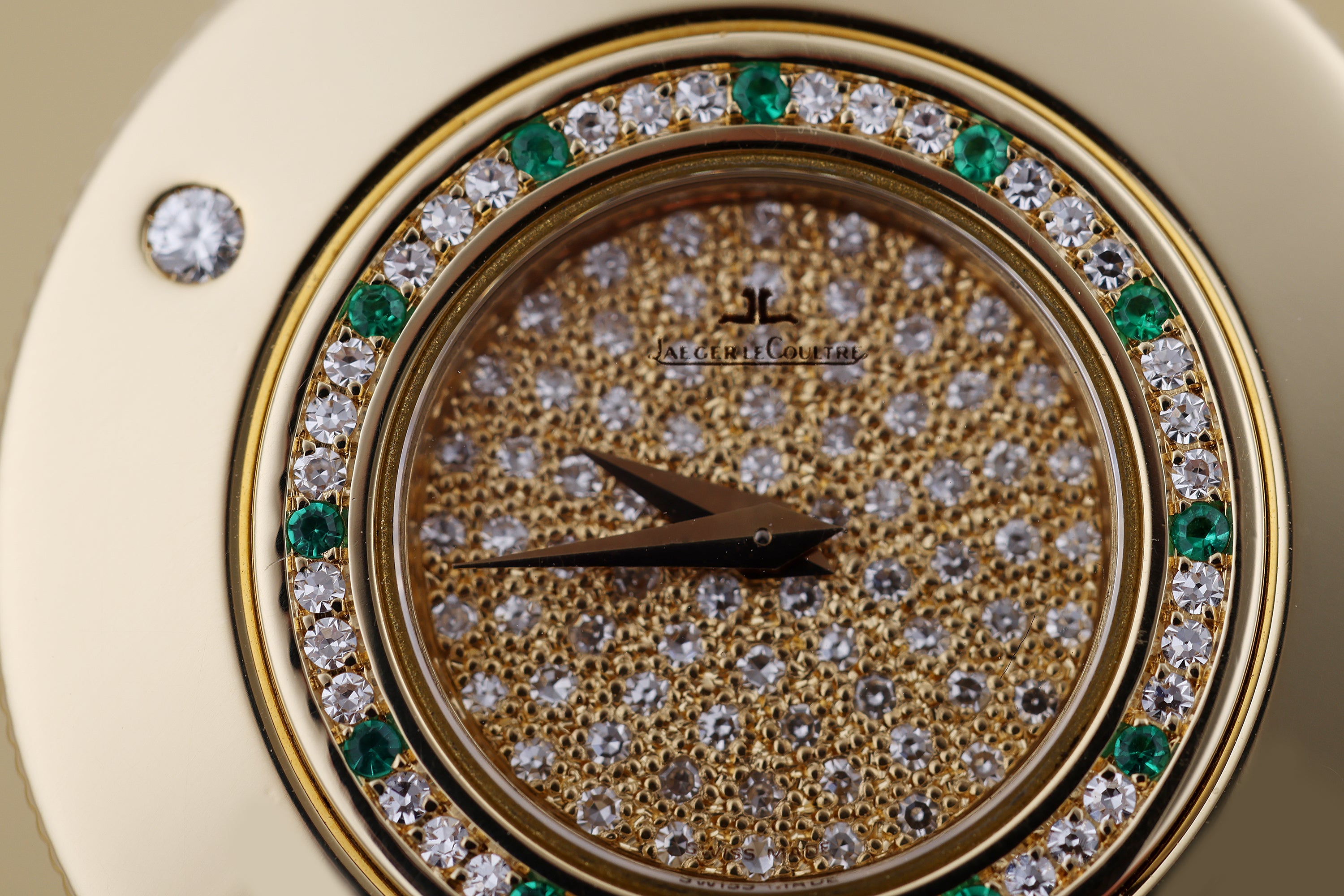 Jaeger-LeCoultre Rendez-Vous | REF. 421.1.09 | Pavé Diamond & Emeralds | 18k Yellow Gold | 30mm | Box & Papers | 1994