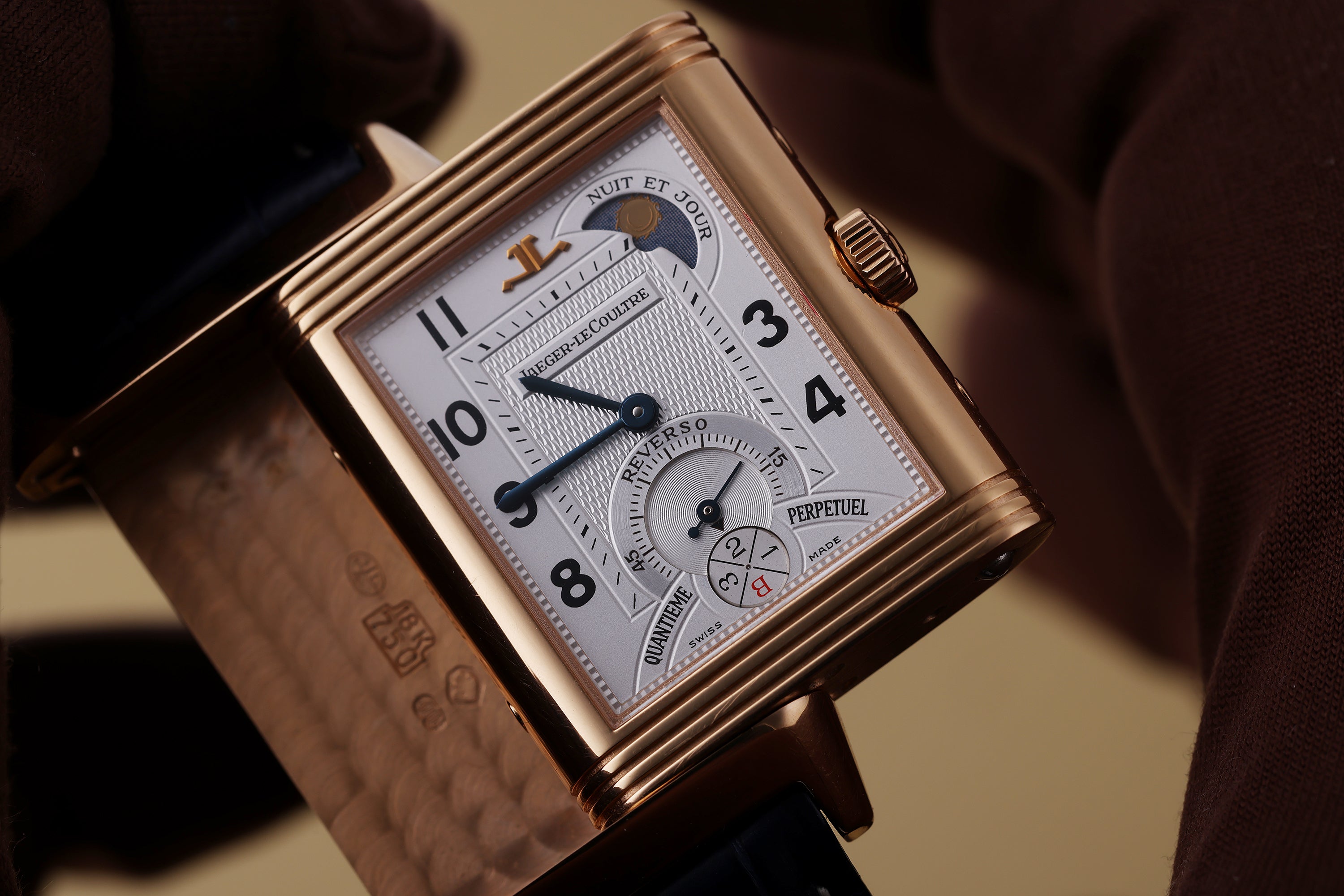 Jaeger-LeCoultre Reverso Quantième Perpetual | REF. 270.2.55 | Limited 500 Pieces | 18k Rose Gold | 26mm | 2000s