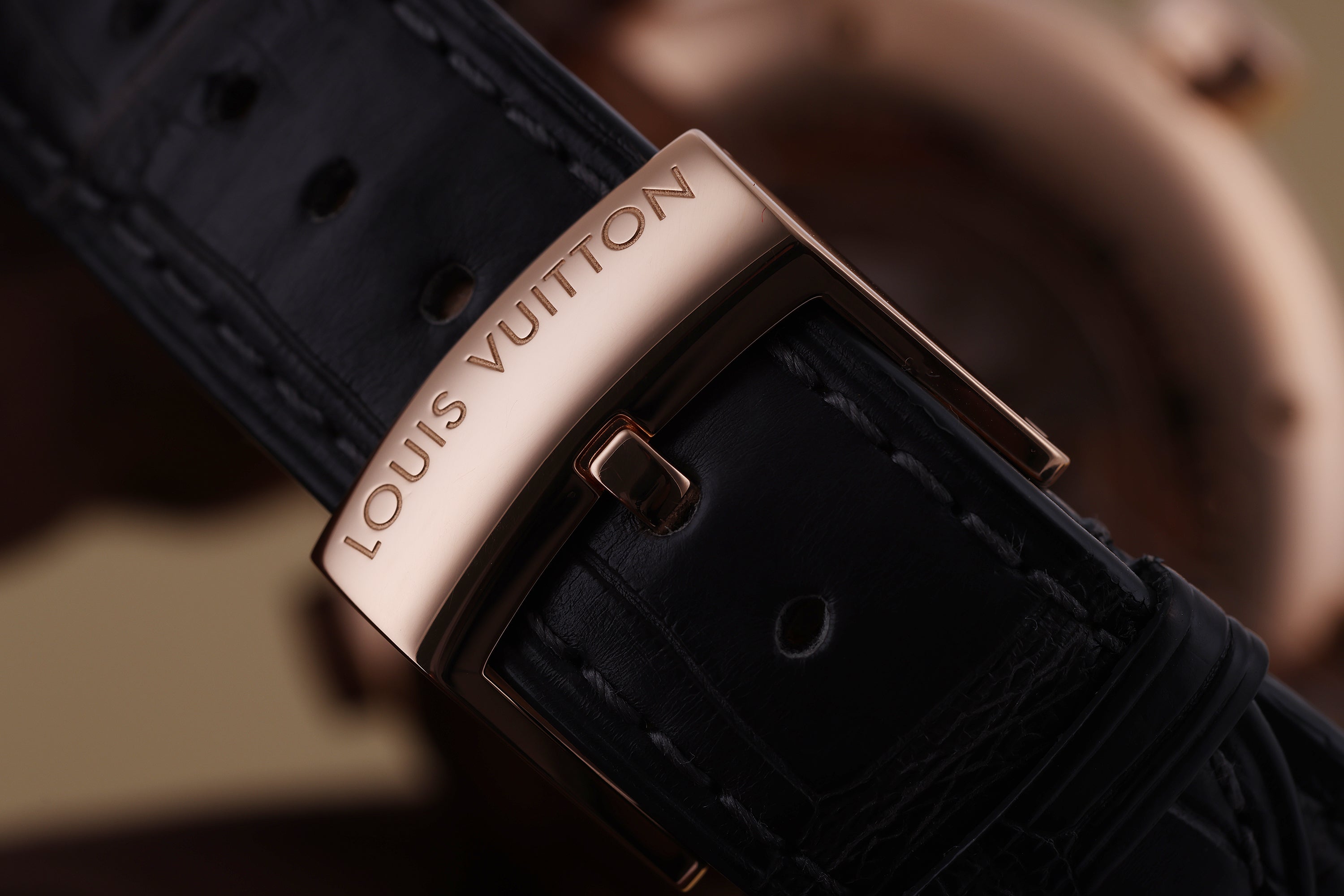 Louis Vuitton GMT Jump Hour | REF. Q10C5 | Dual Time Zone | 18k Rose Gold | 2010s