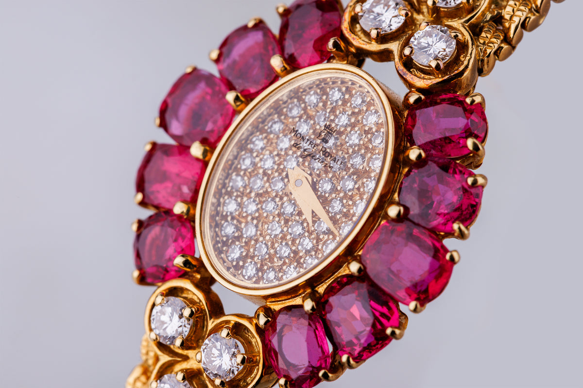 Montre Royale 1980's Ladies Wristwatch | Oval-Cut Ruby & Diamond Bezel | 18k Yellow Gold | Quartz | 24mm